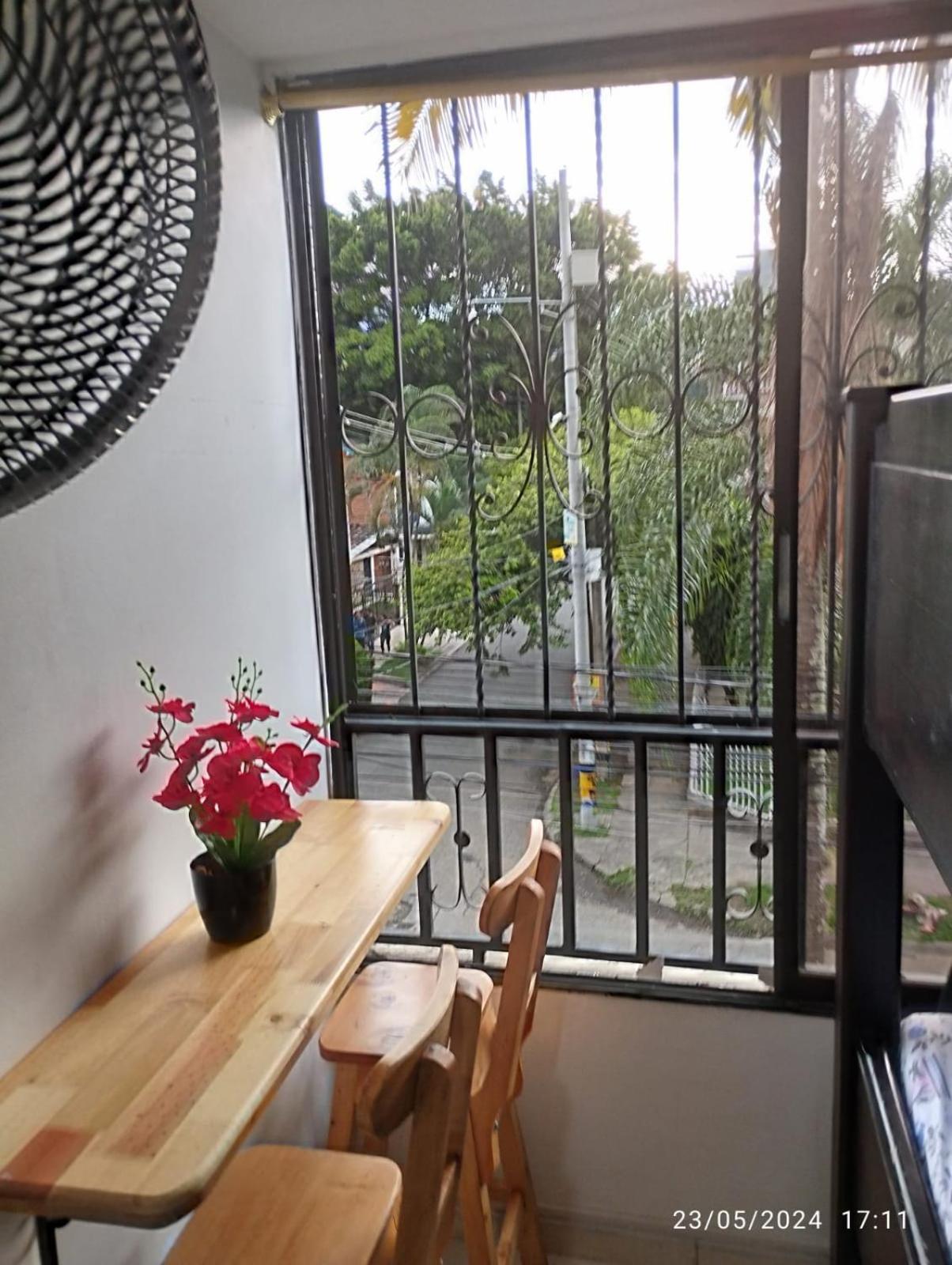 Apartamento E2v Lindo En Laureles Estadio *