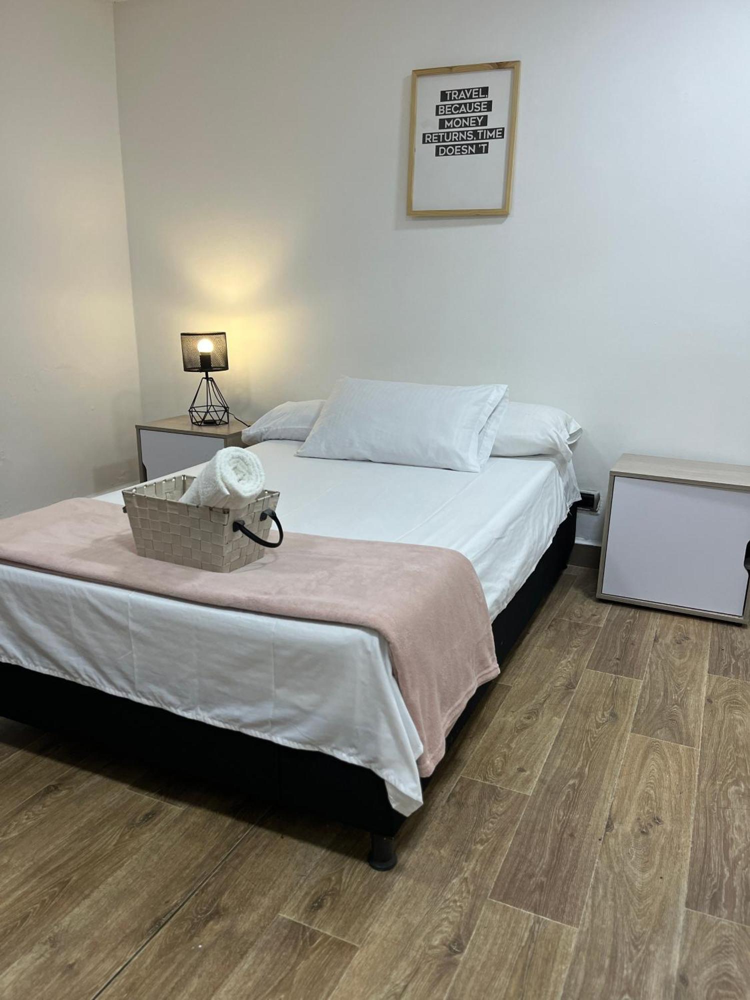 Easyhouse Bed and breakfast *