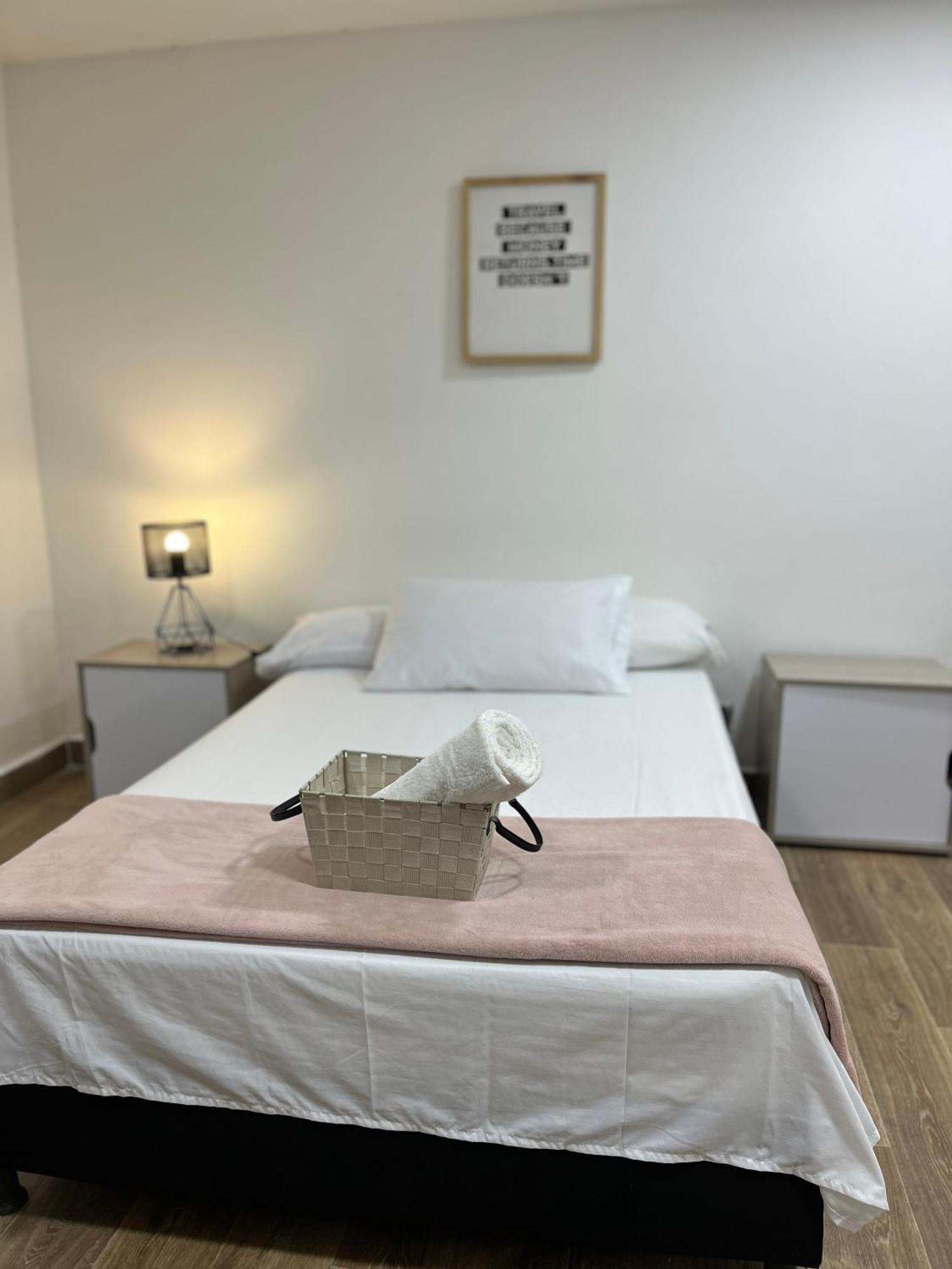 Easyhouse Bed and breakfast