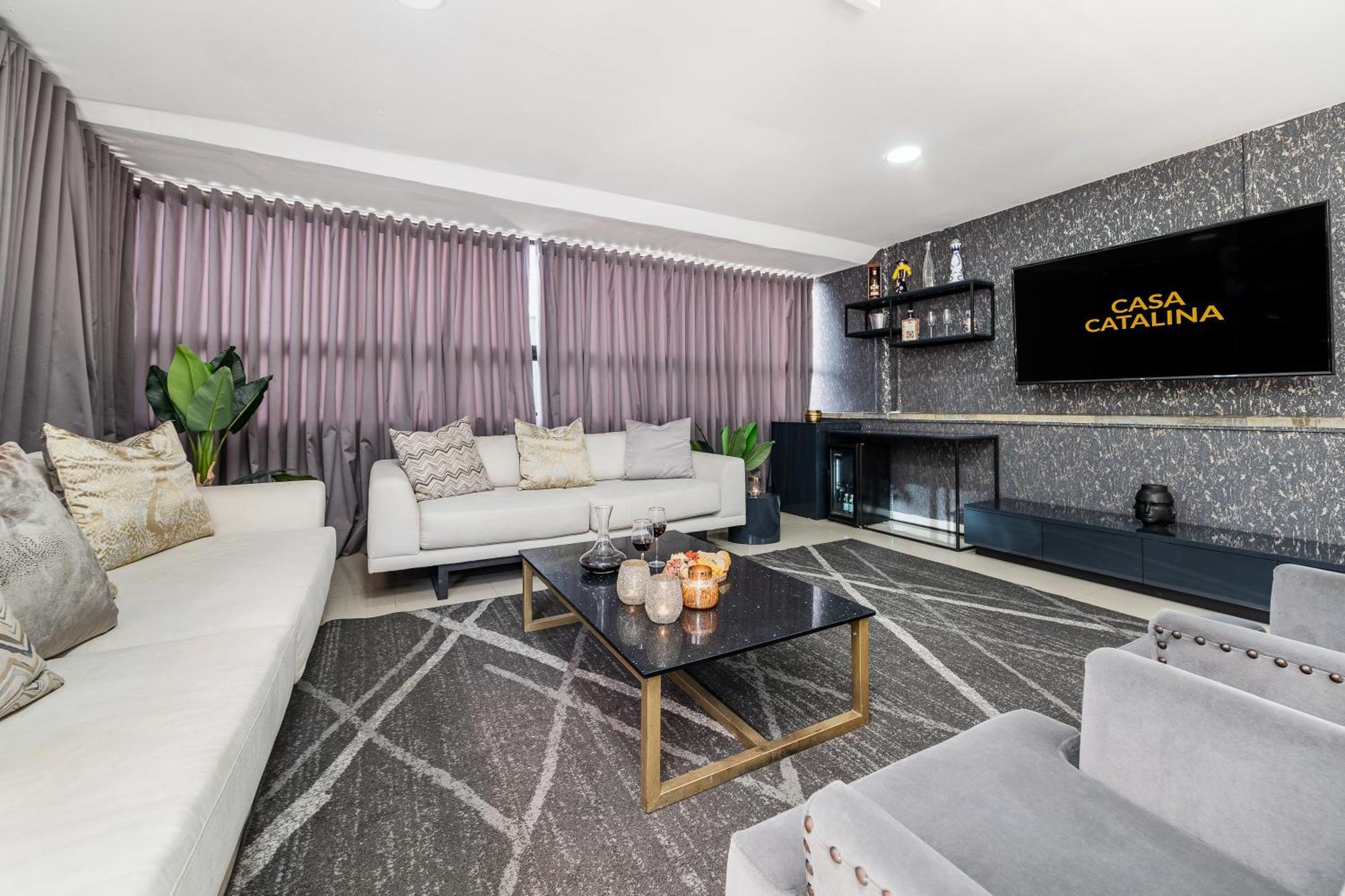 Villa 9bdr W Heated Pool & Jacuzzi In Provenza *