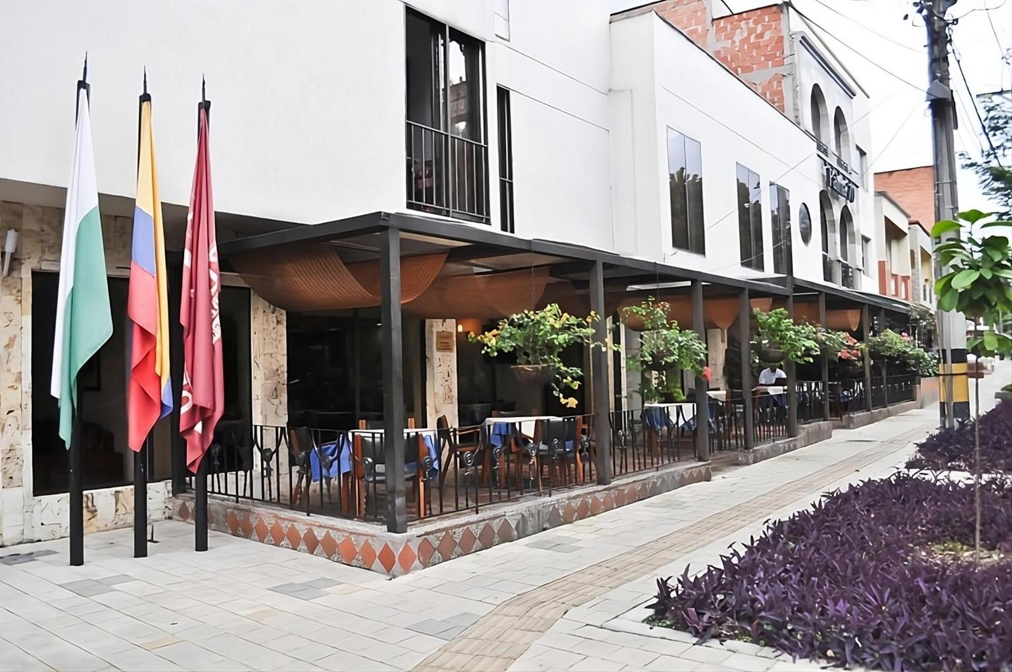 Hotel Laureles 70 3*