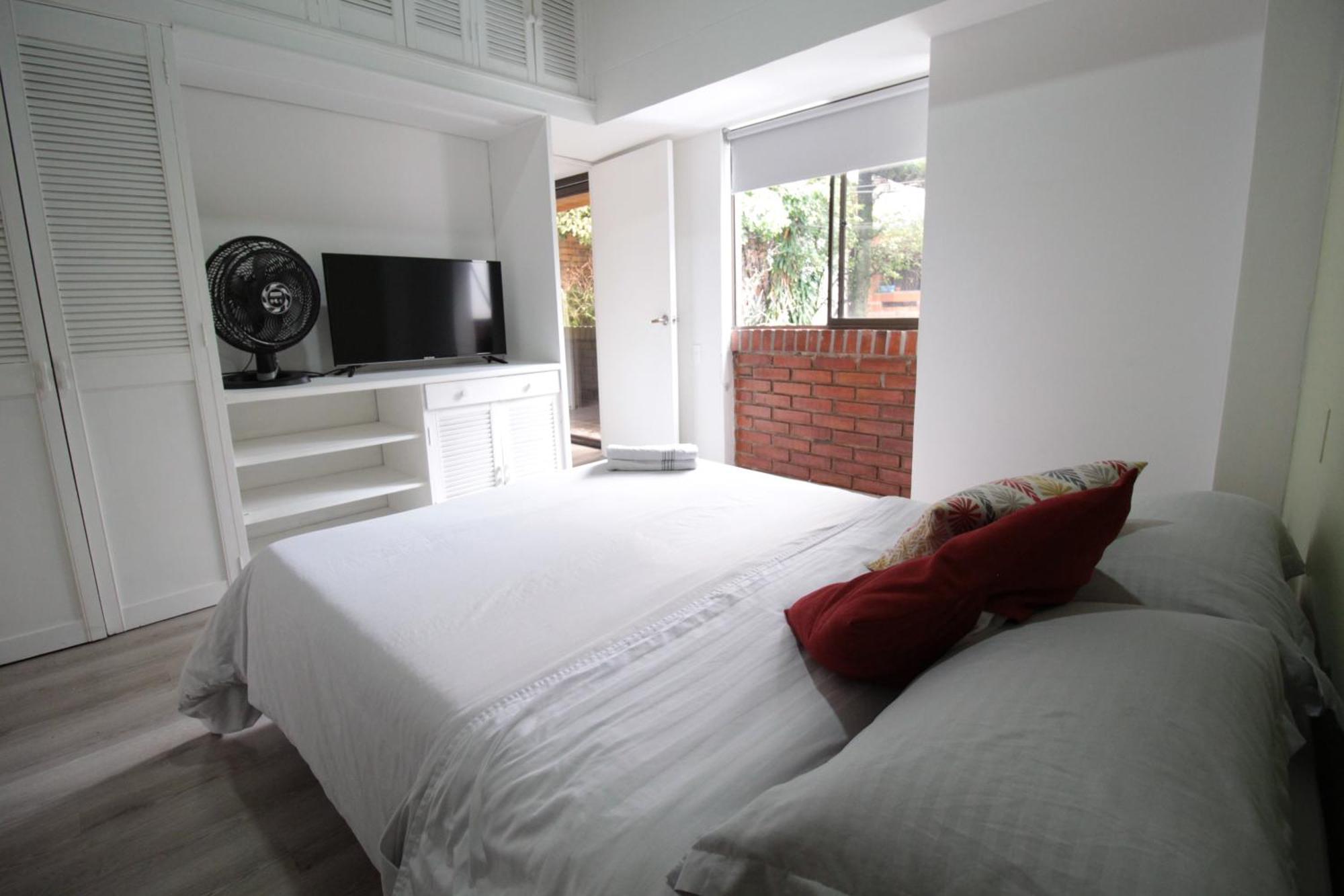 Apartamento En Cerca A Provenza - M203 By Roots Medellín