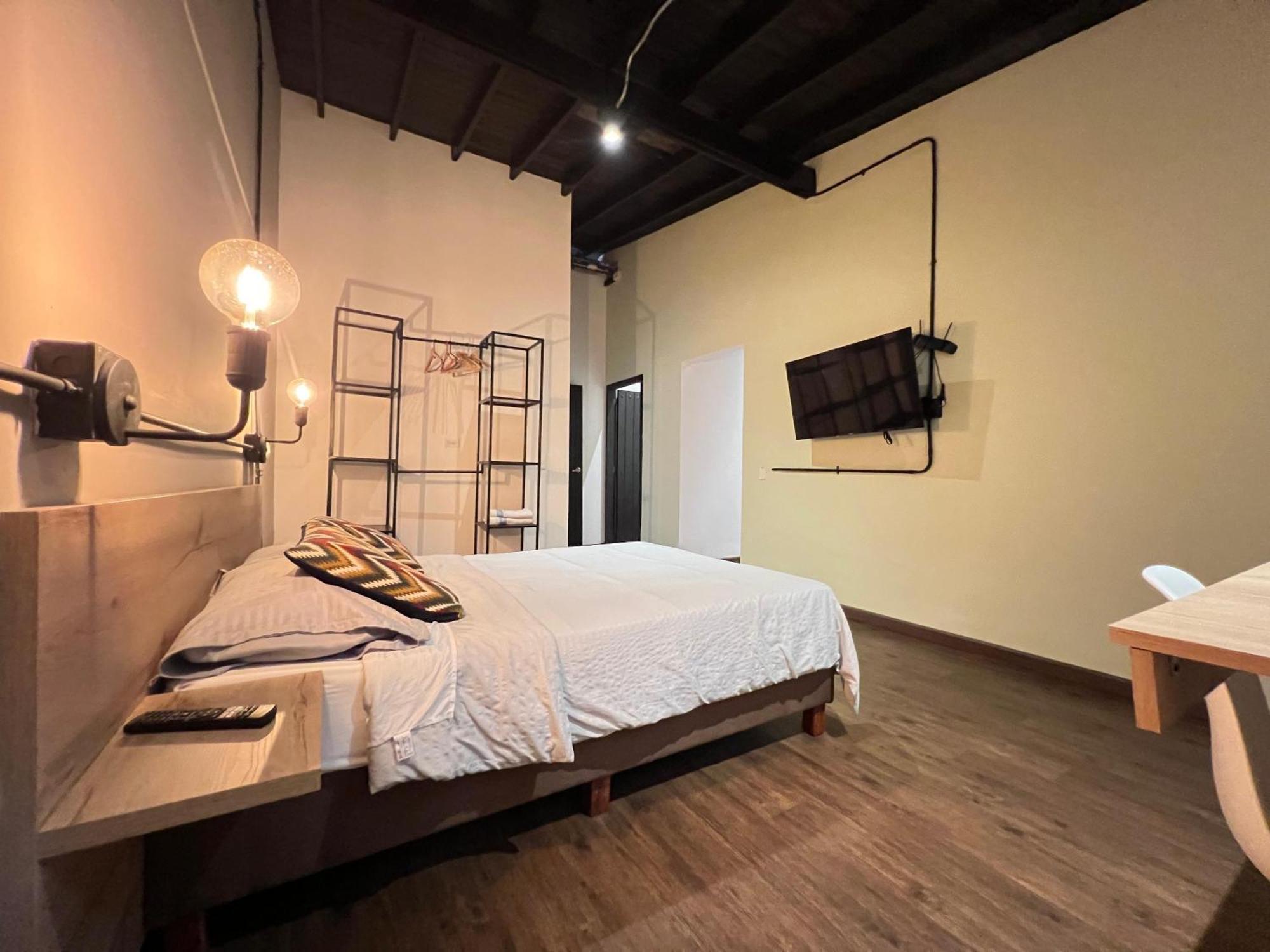 In Poblado Near Envigado Frn103 By Roots Apartment