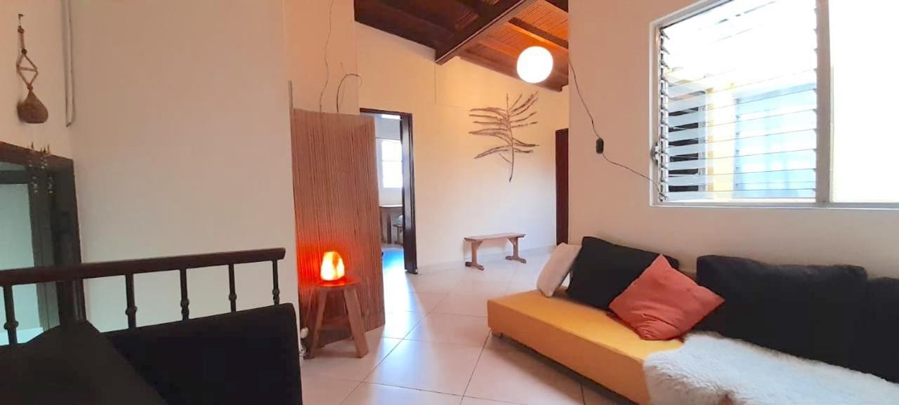 Habitación en casa particular Casa 1 *