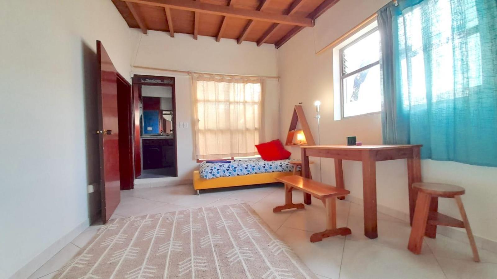 Casa 1 *