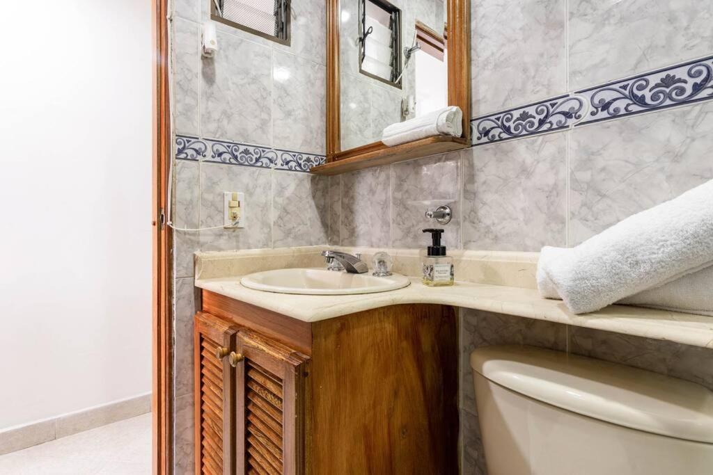 Turistico Laureles, Buena Ubicacion Apartamento