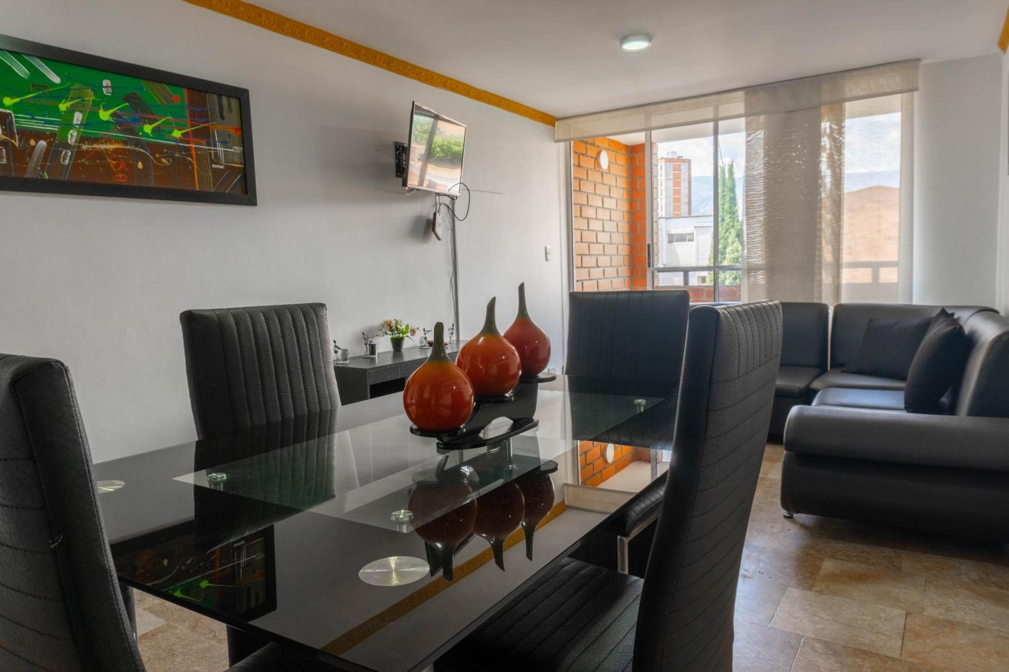 Hotel Casa White