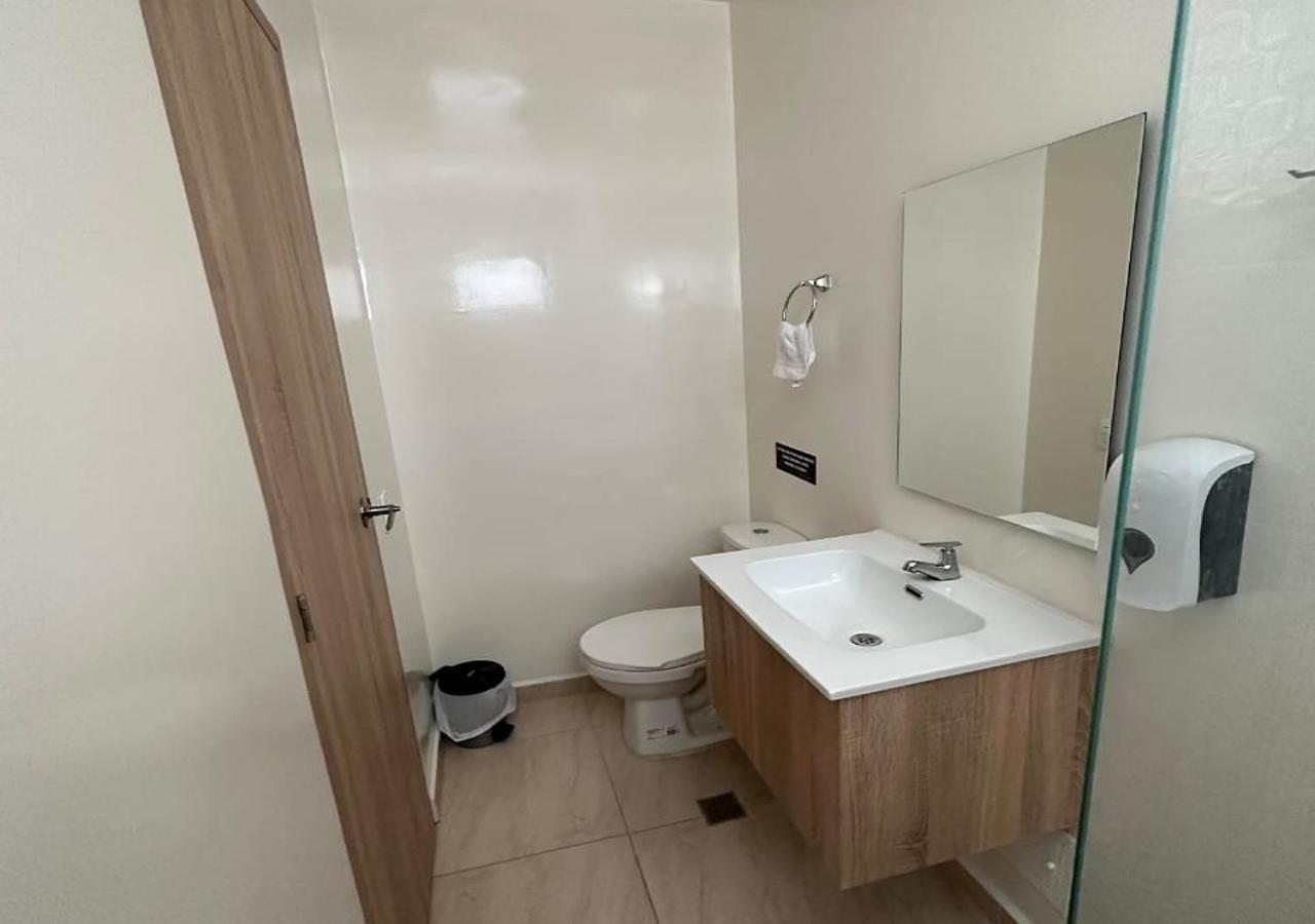 Opera, Centro Medellin, Entertainment,y Bar, Solo Adultos Hotel 4*