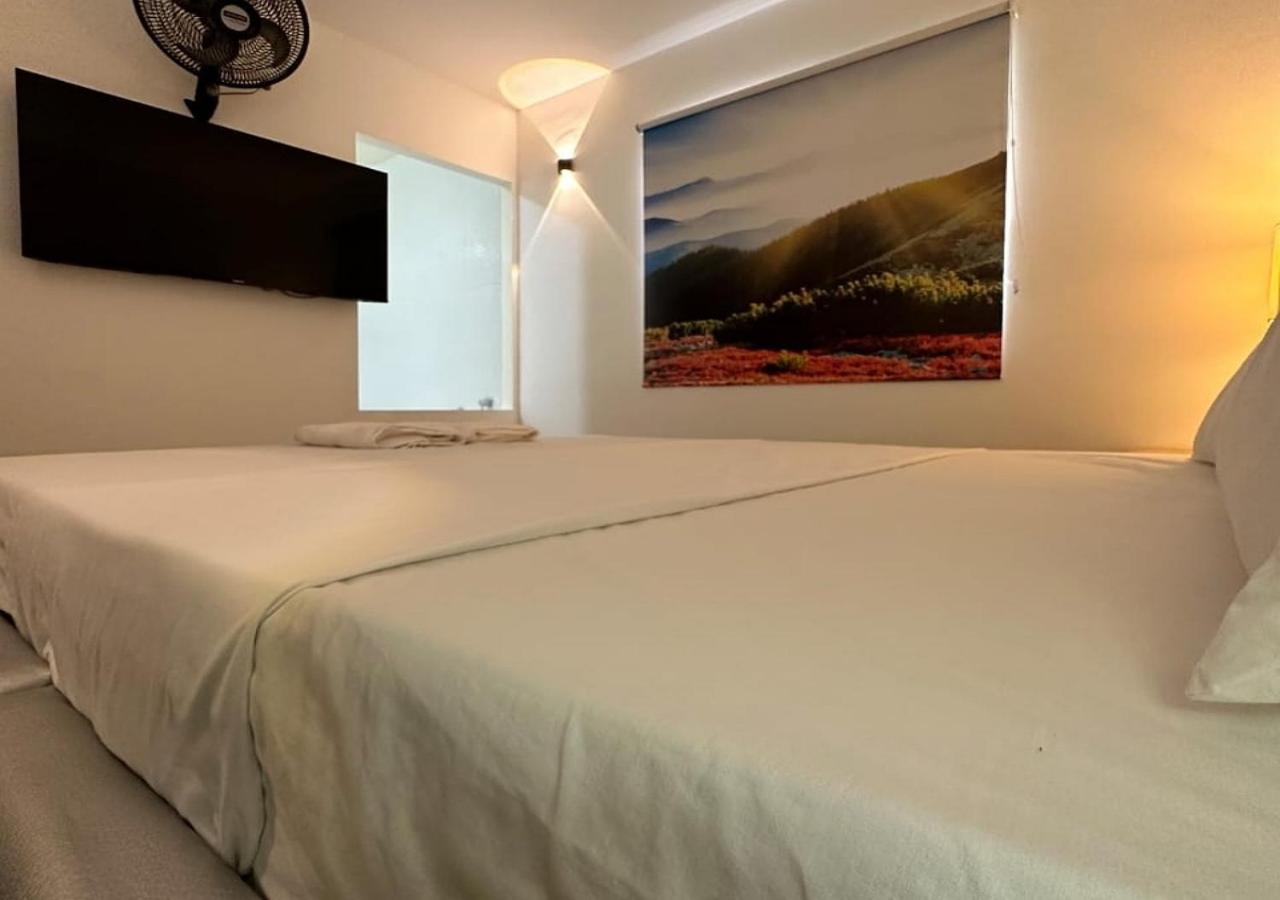 Hotel Opera, Centro Medellin, Entertainment,y Bar, Solo Adultos Medellín