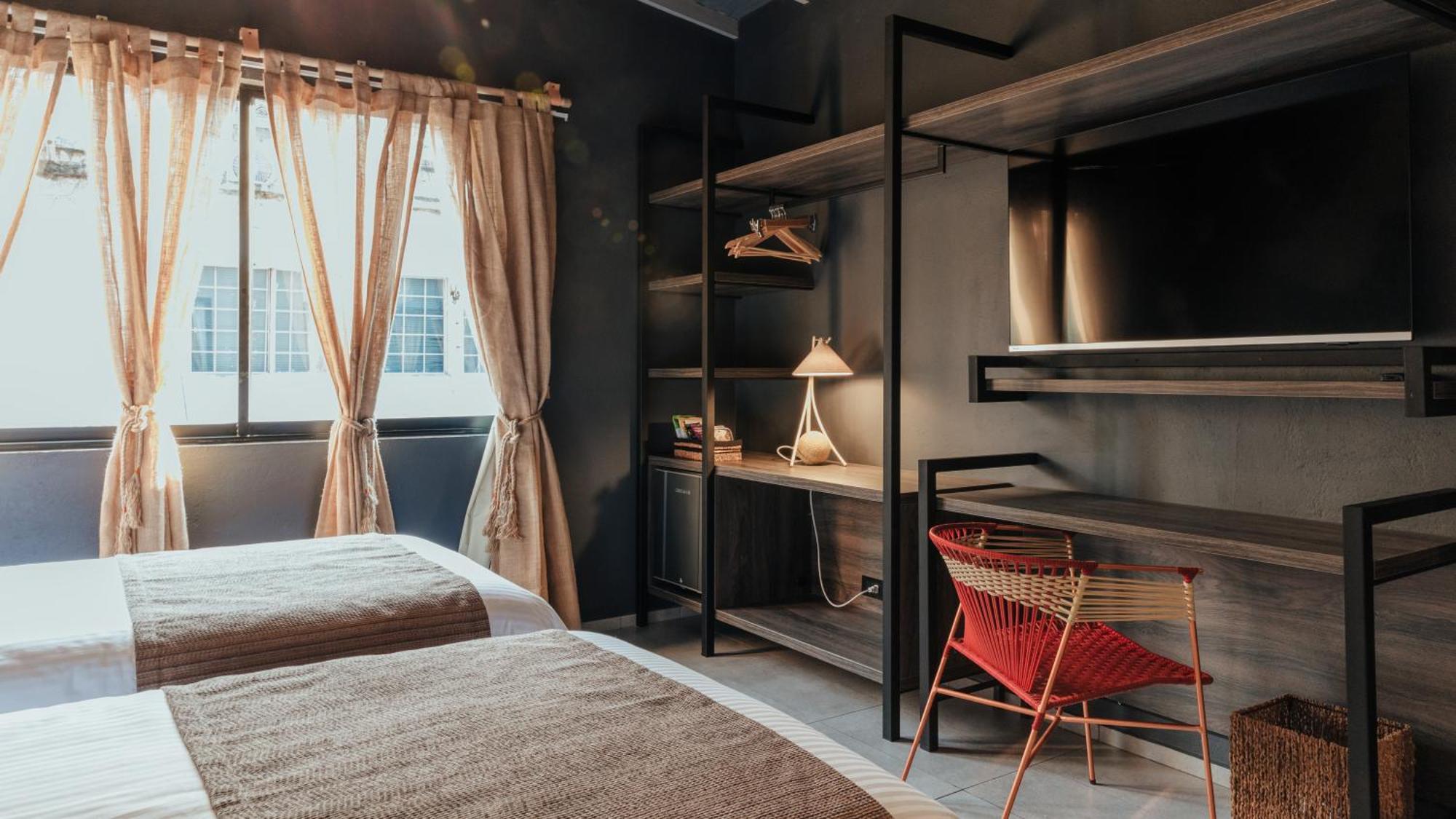 Sui Boutique Hotel 4*