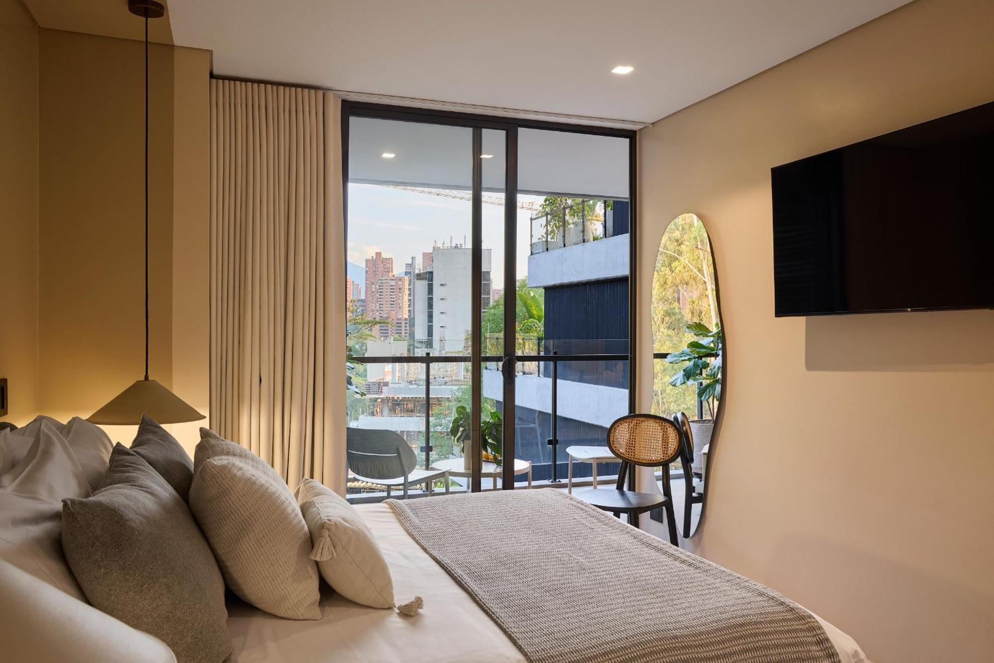 Wake Living 4*