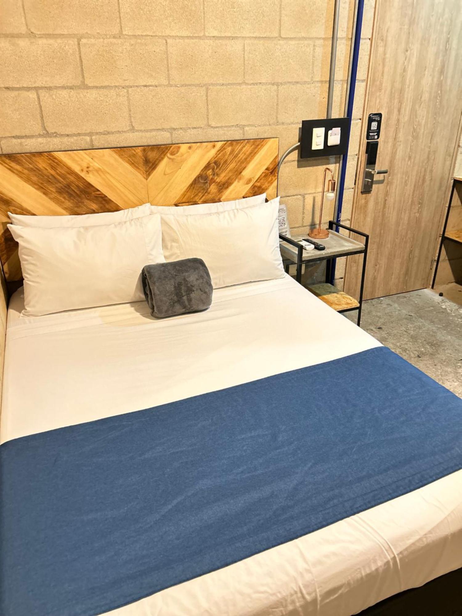 Lleras Hotel