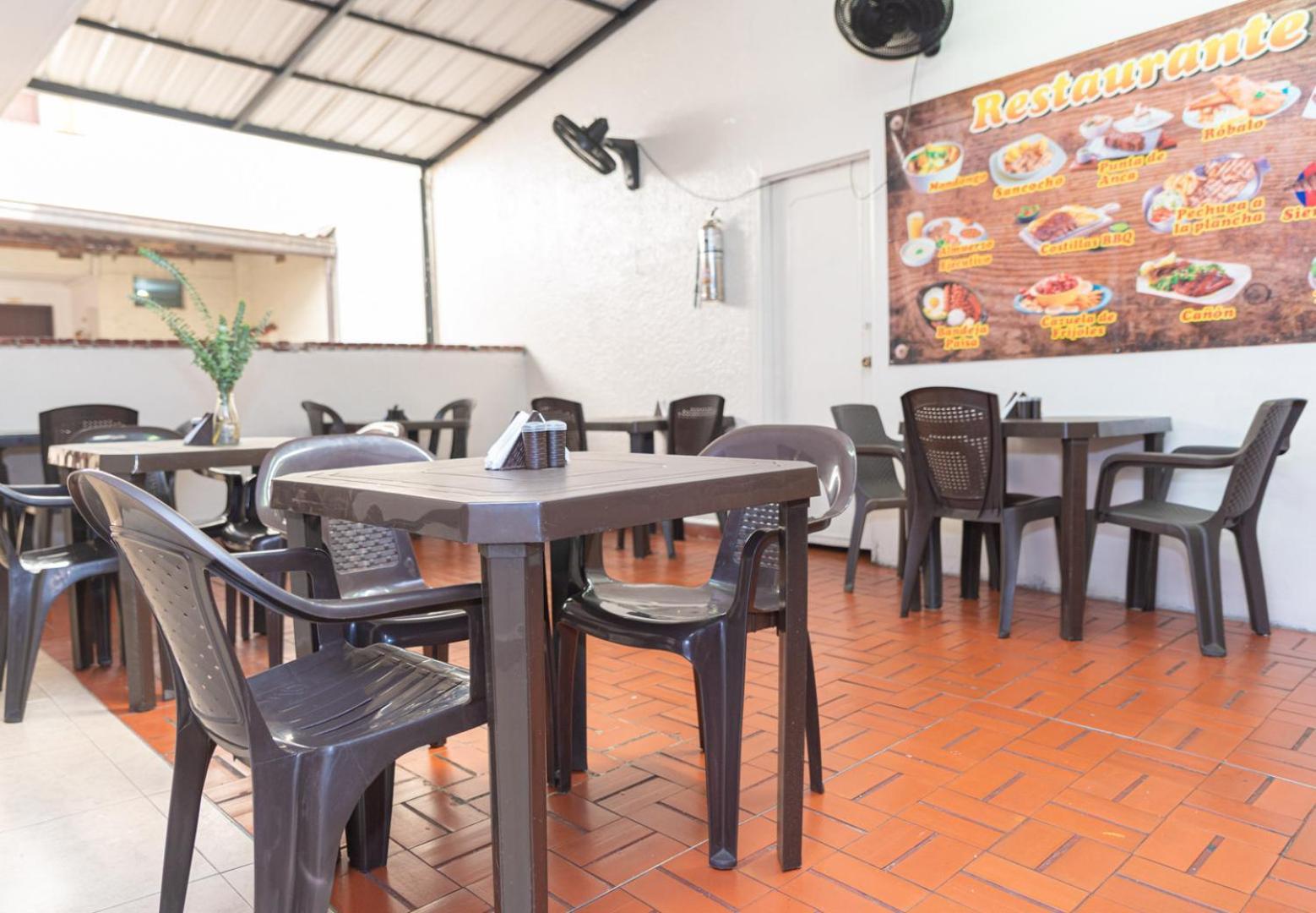 Conquistadores Hotel