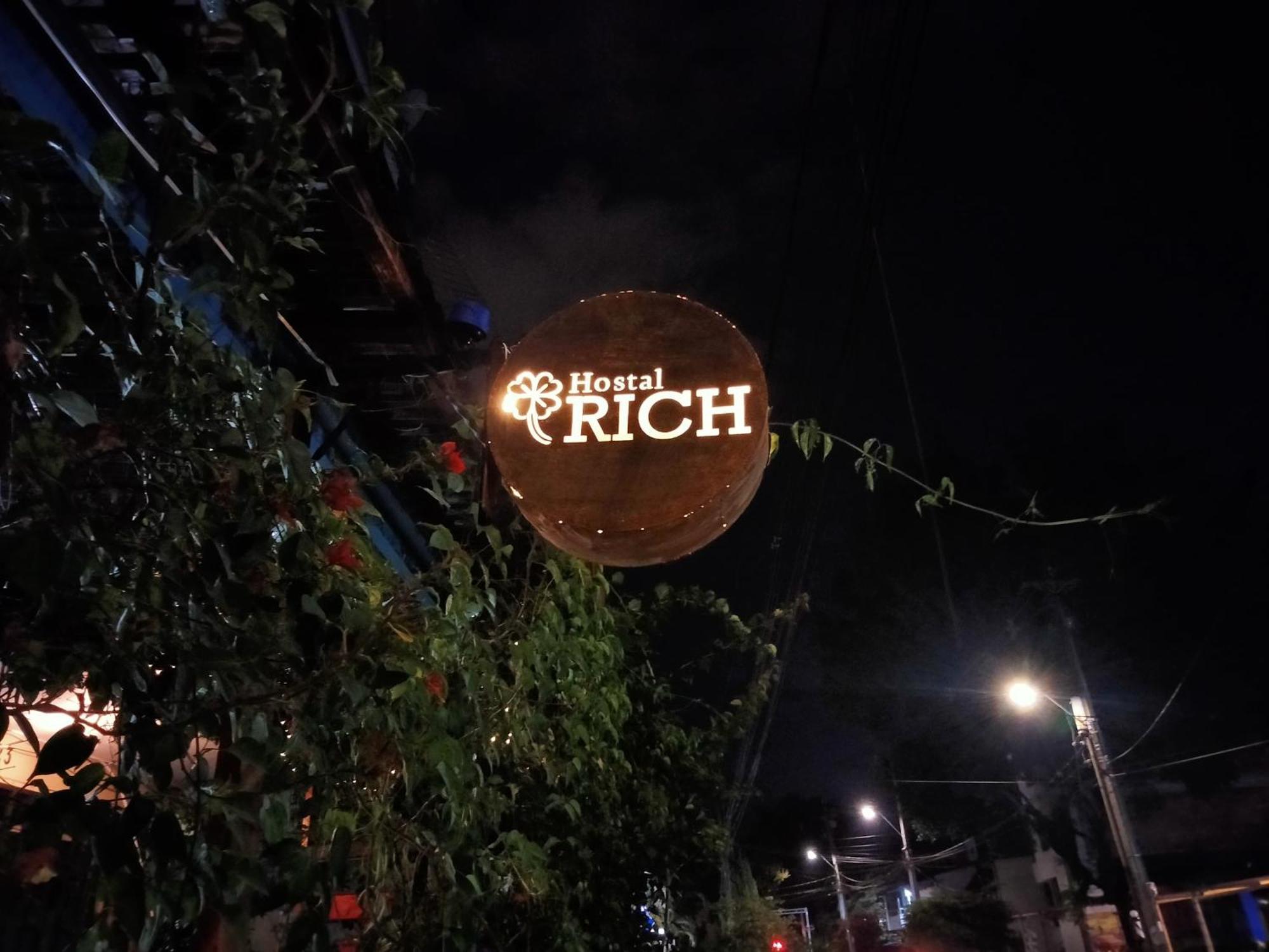 Rich Hostal