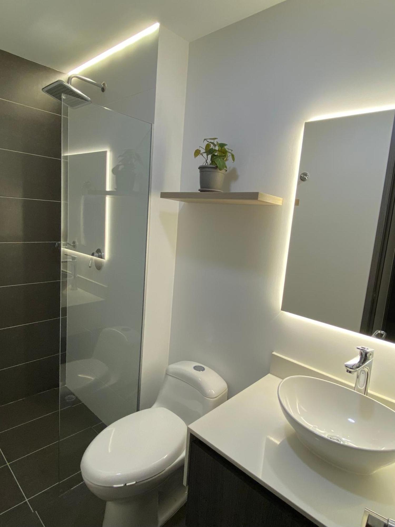 Apartamento Comodo Y Completo Cerca A Provenza *