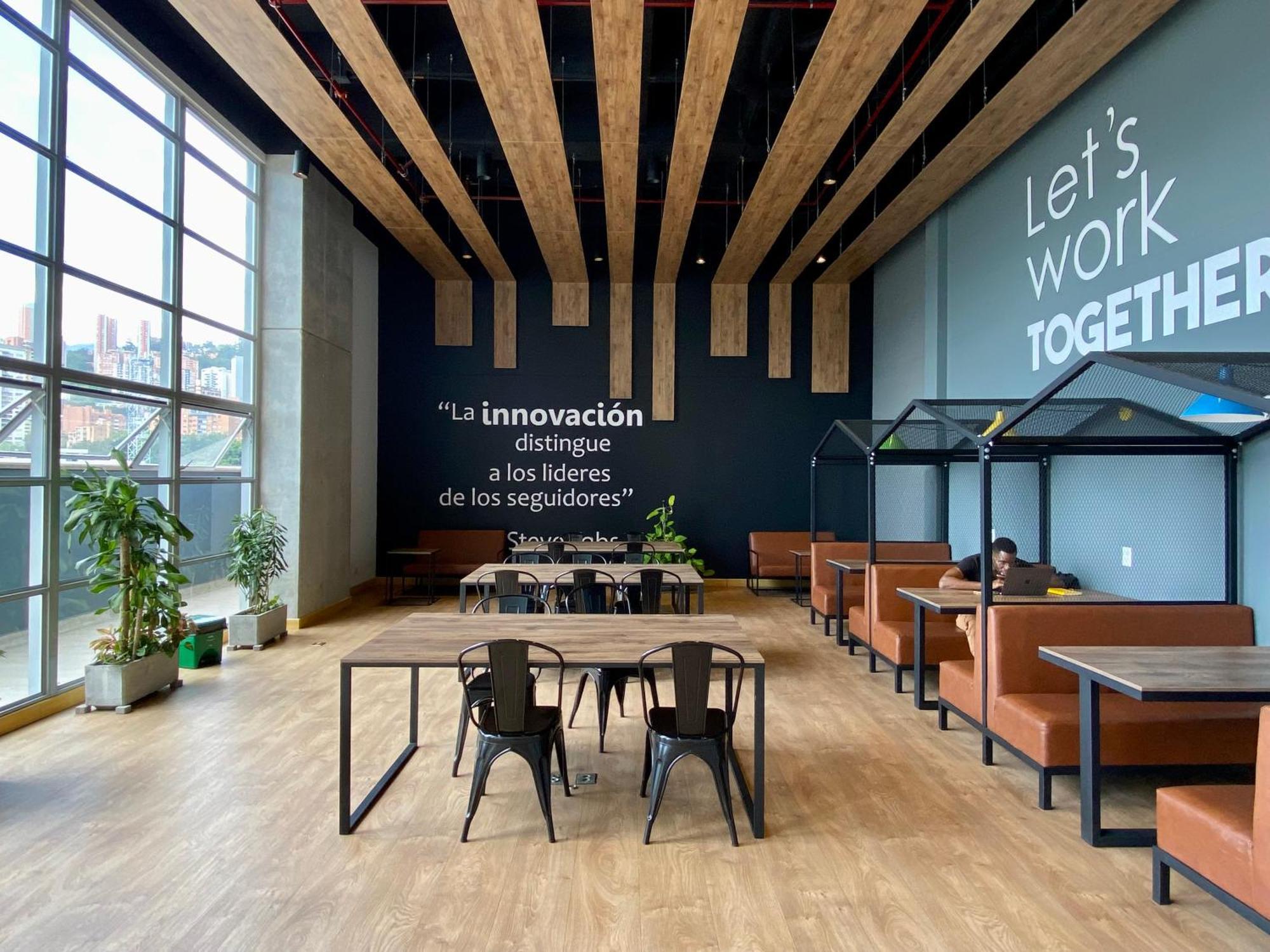 Comodo Y Completo Cerca A Provenza Apartamento Medellín