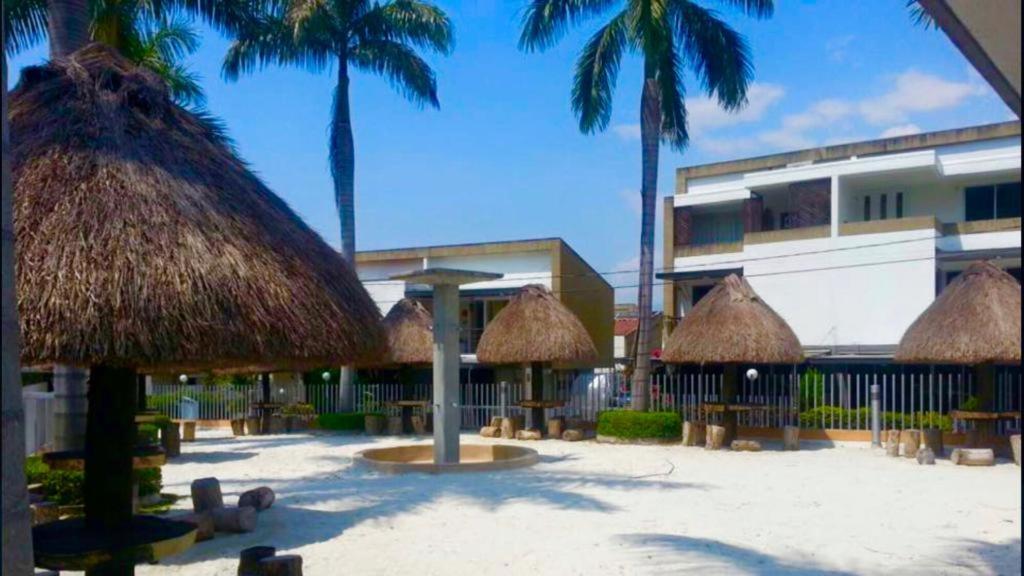 Casa Vacacional Con Piscinas En San Jeronimo - Ciudadela Premium *