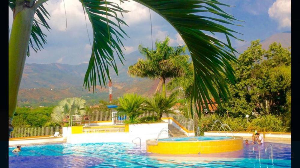 Holiday home Casa Vacacional Con Piscinas En San Jeronimo - Ciudadela Premium Medellin