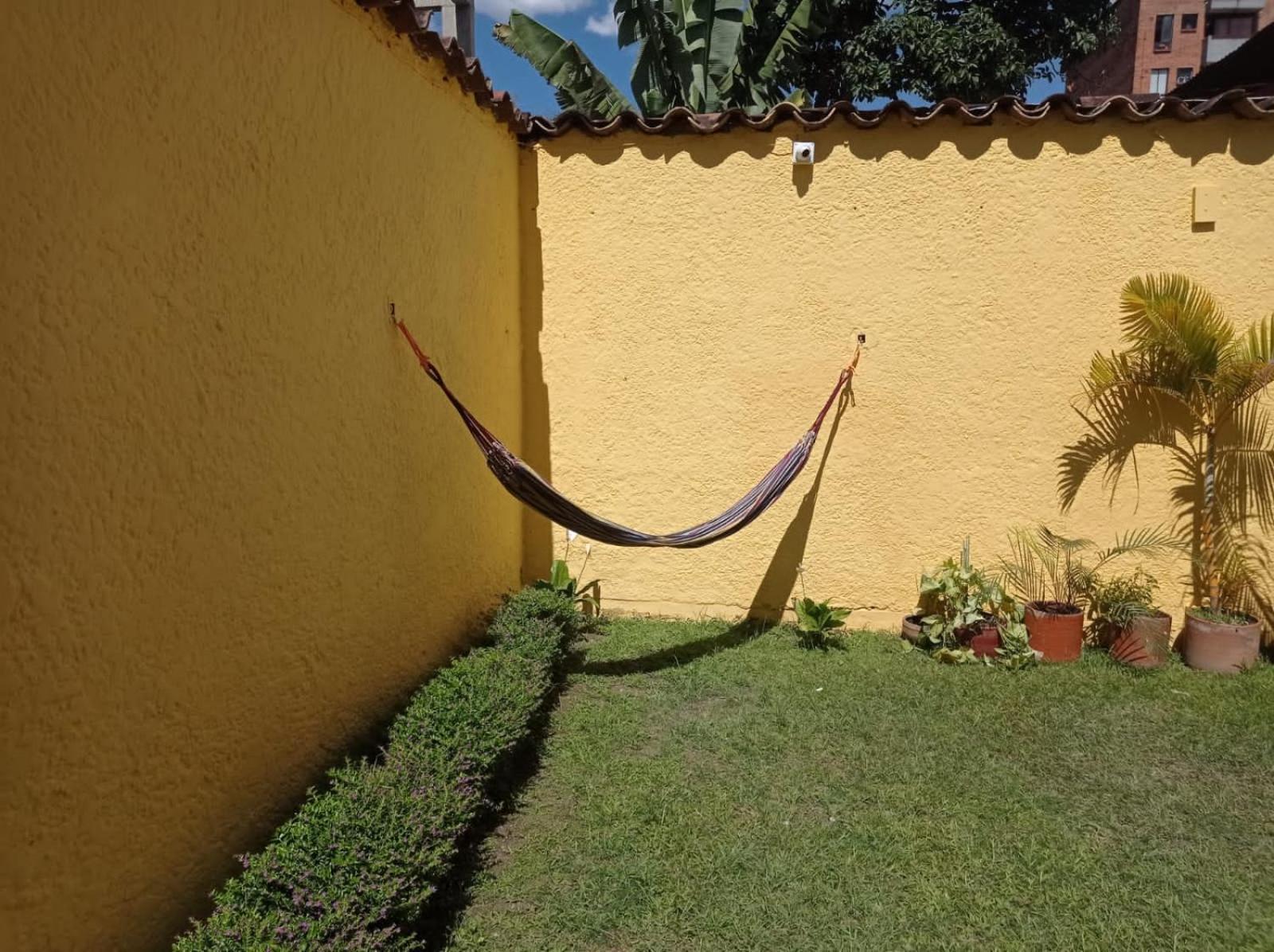 Yellow House Hostel
