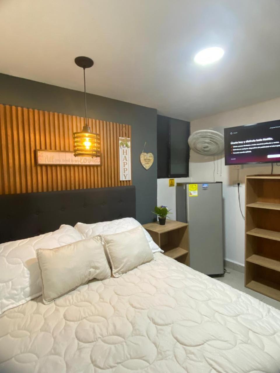 Comoda Independiente En Laureles Estadio Con Bano Privado 3 Personas Apartamento Medellín