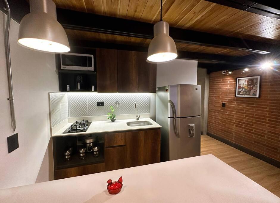 Apartment Indust