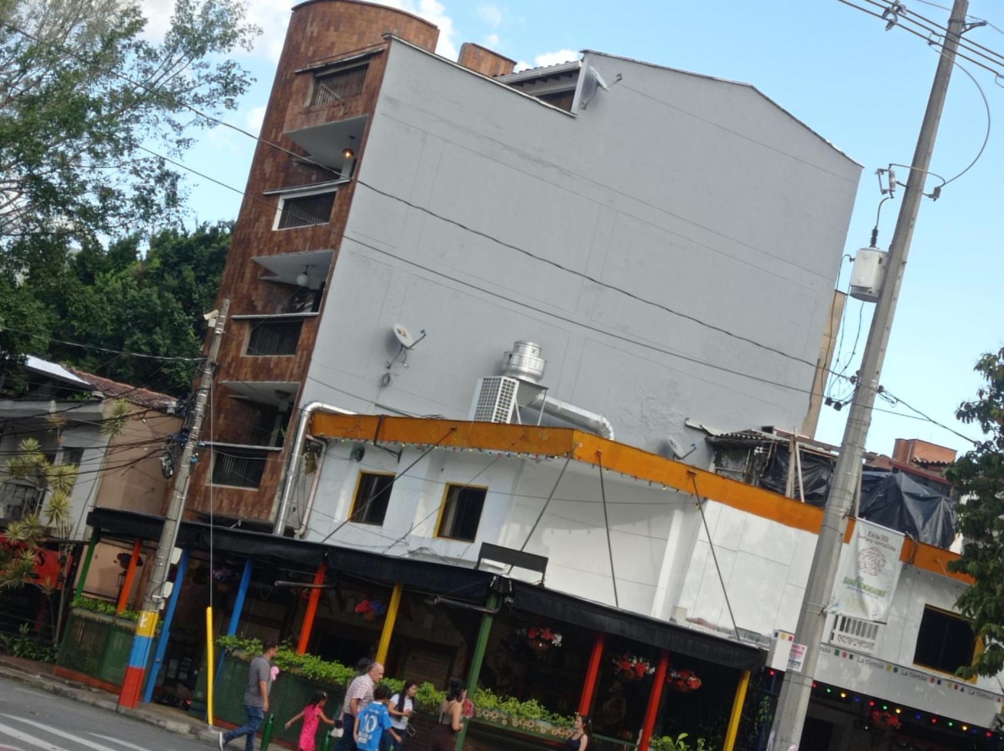 Laureles Tours * Medellín