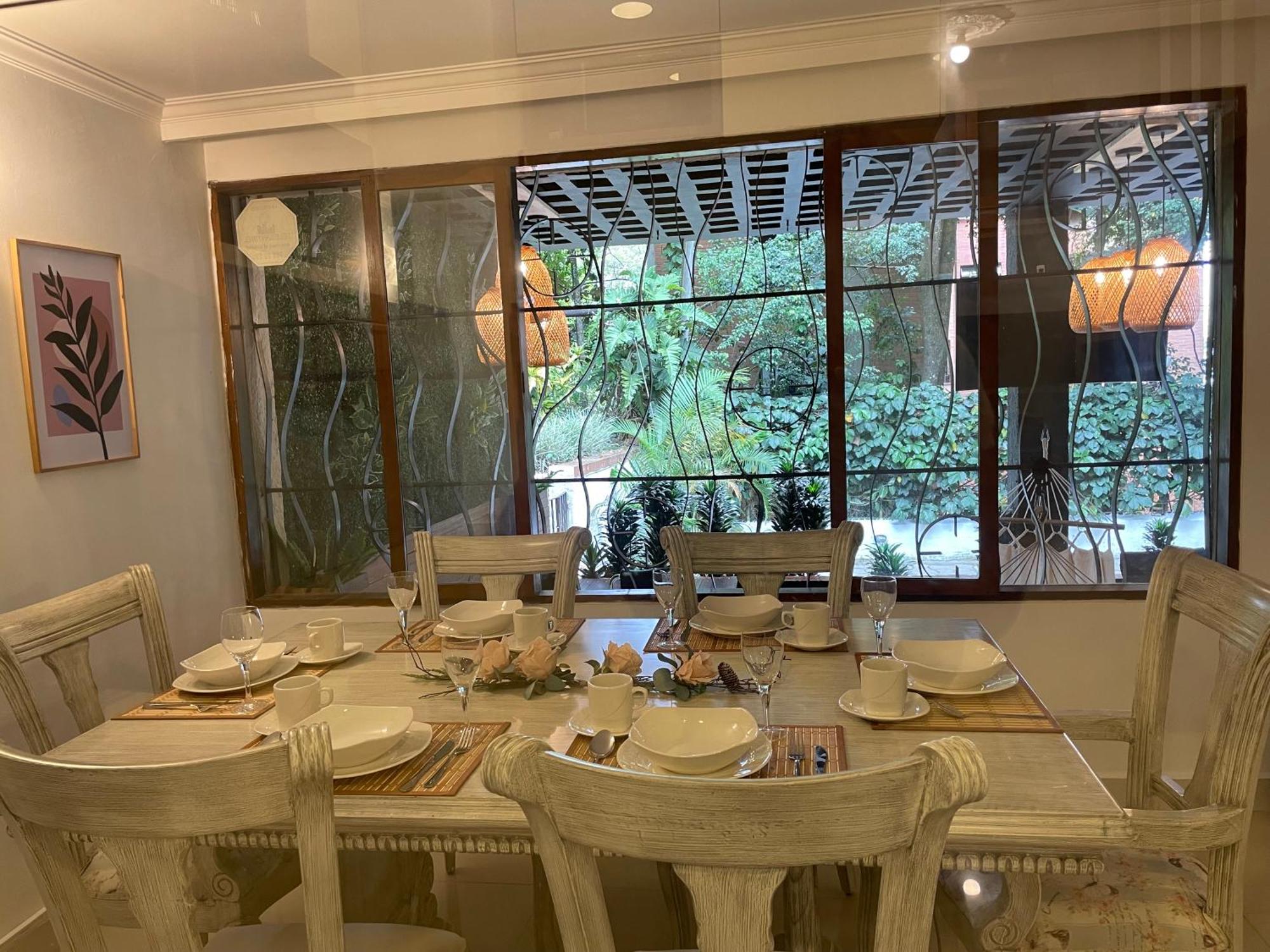 Casa Amsterdam Con Jacuzzi En Poblado Medellín