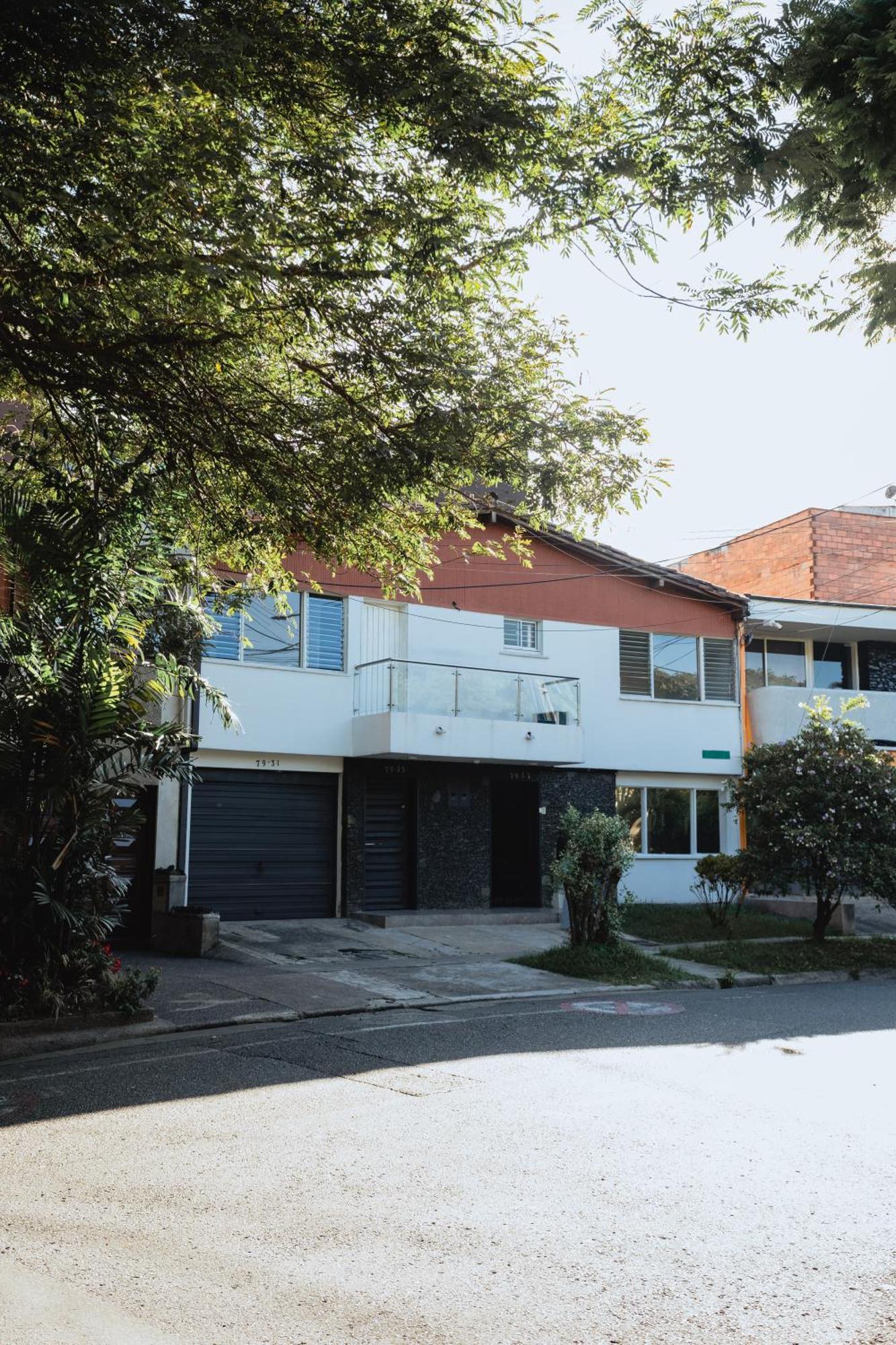 Ac - House Laureles - Self Cheking Pensión Medellín