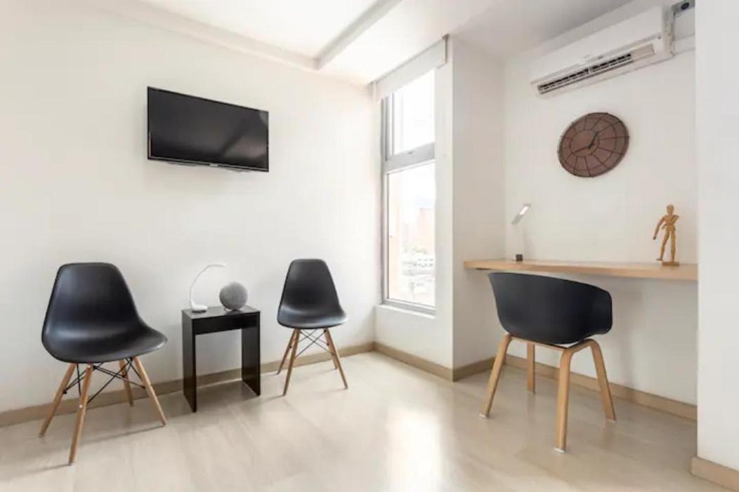 San Peter Aparta En La 70 Laureles Apartamento