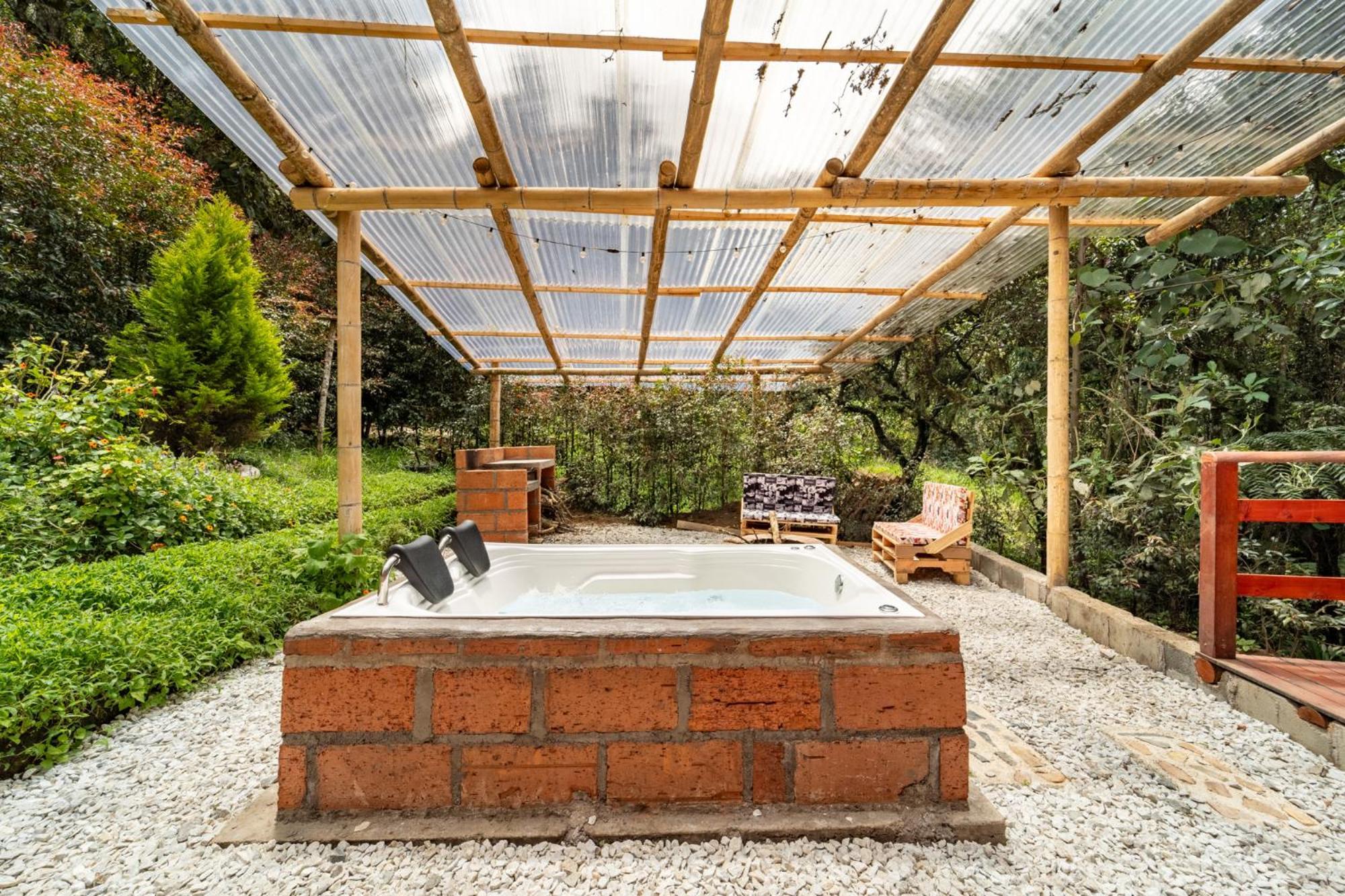 Camping En La Naturaleza Con Jacuzzi - Santa Elena *