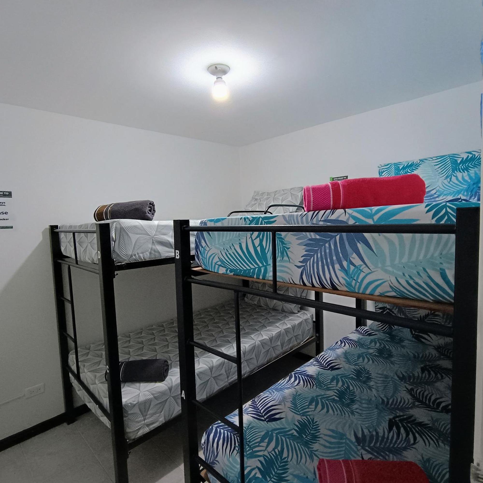 Moradia Laureles Homestay *