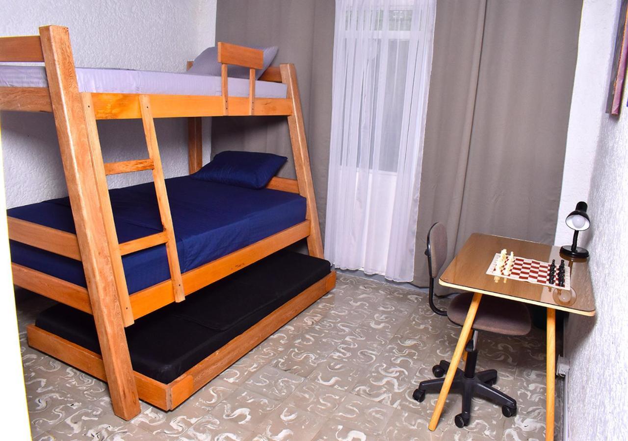 Сasa de vacaciones Casangel Hogar Familiar En Sector Exclusivo Cerca Al Aeropuerto Local Frente Al Poblado Medellín