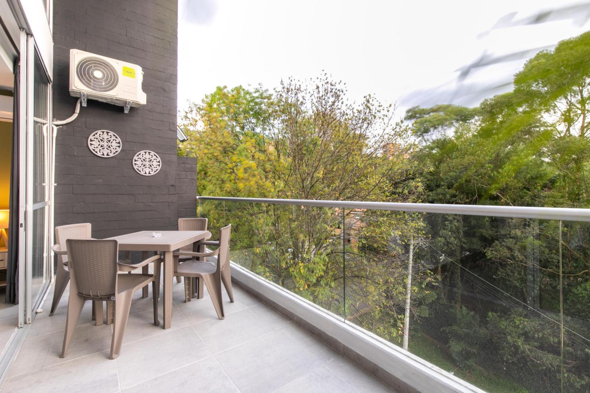 Borbon Apartahotel Medellín