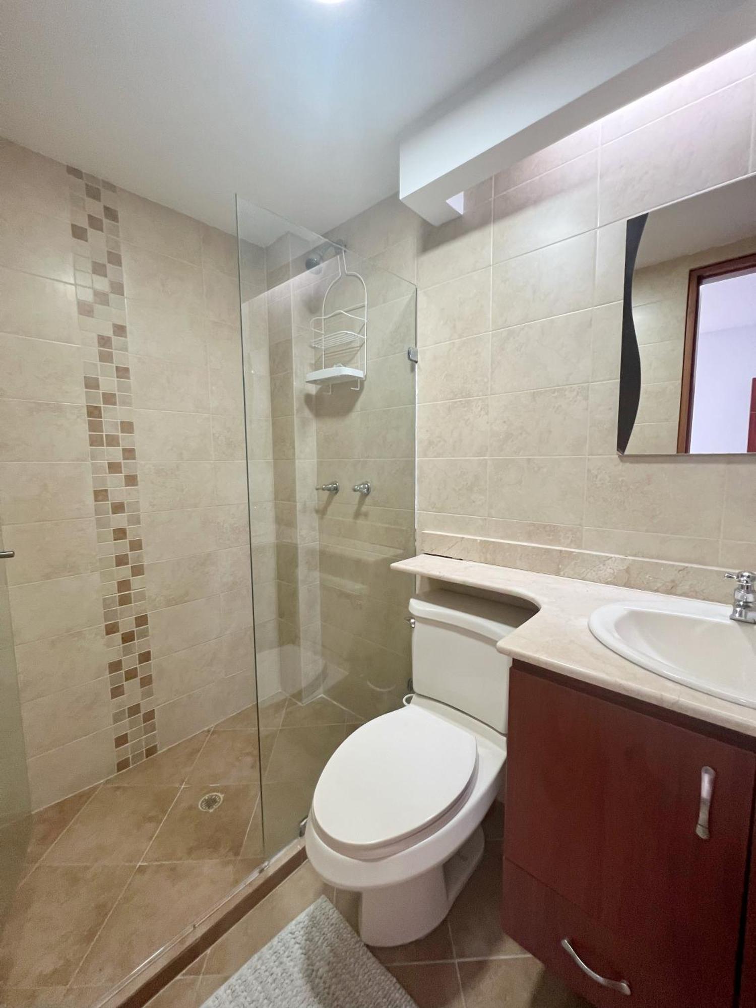 Apartamento Apto Terra Amplio Y Centrico *