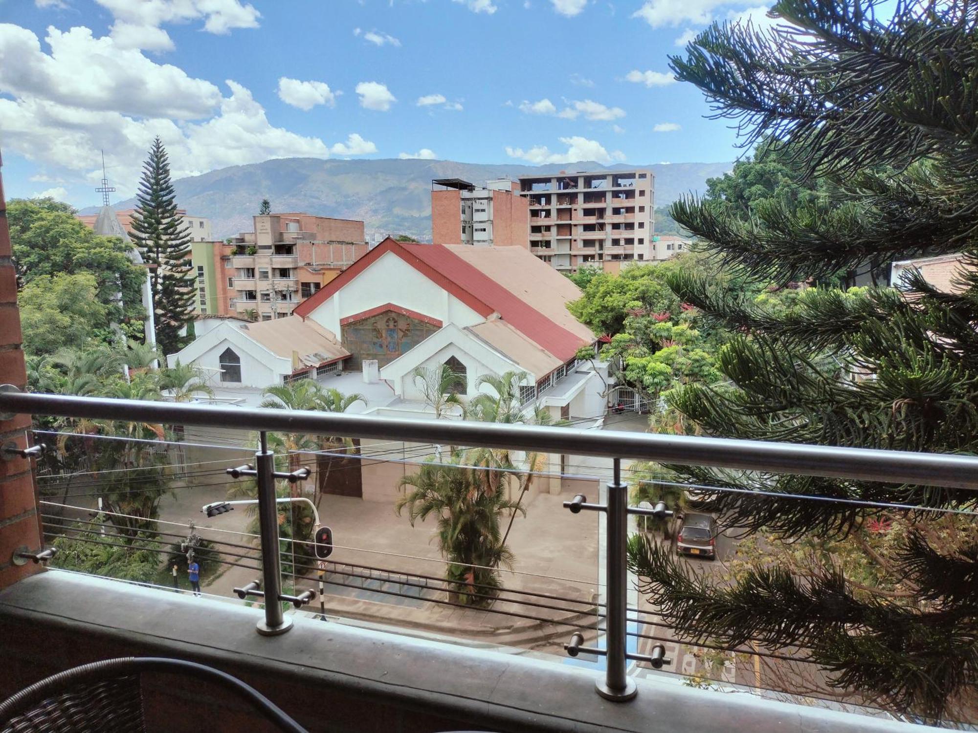 Moderno, 3hab, Elegante, La Mejor Ubicacion Medellín