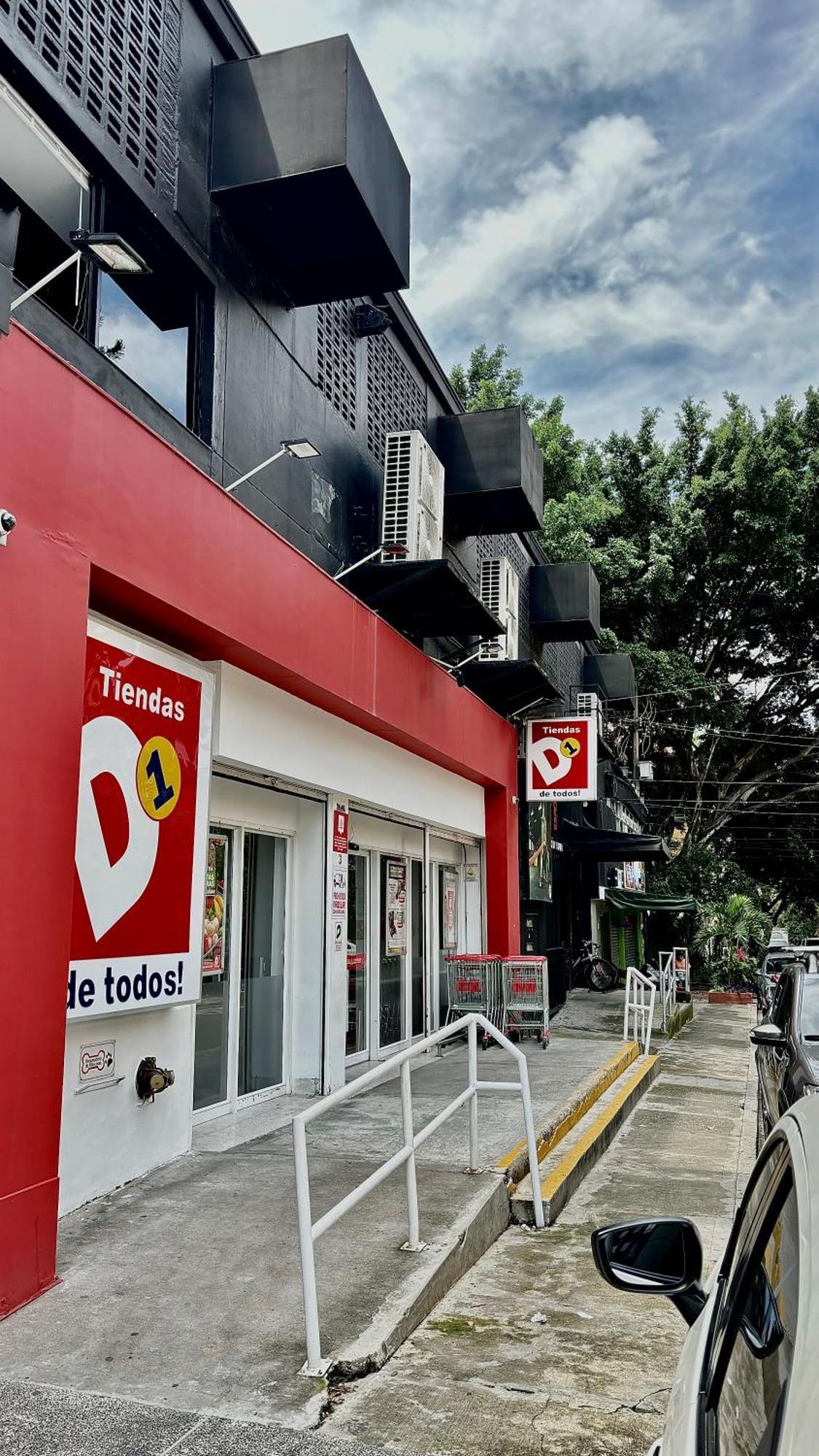 Laura Exclusivos Con Ascensor Privado En Laureles