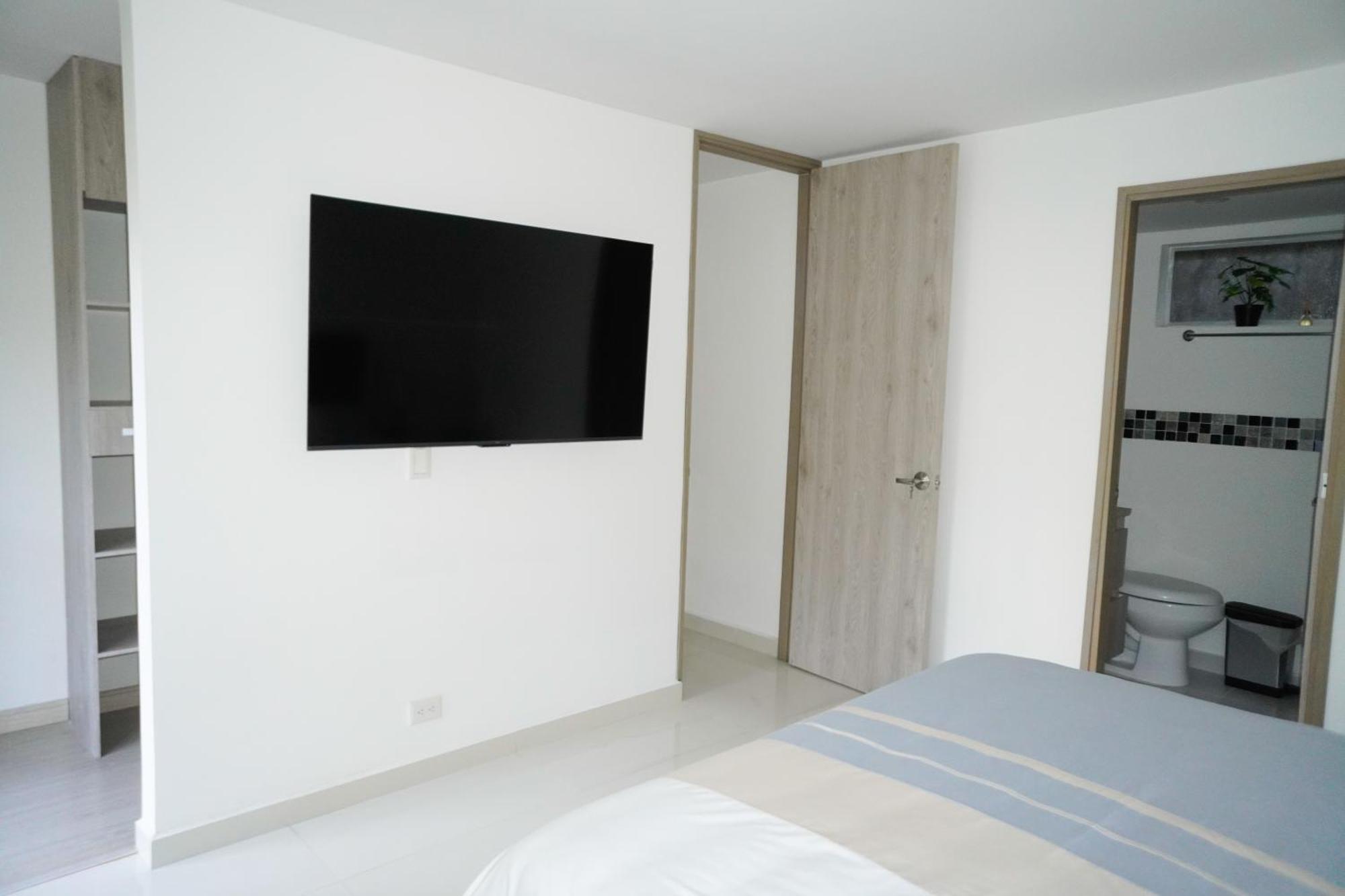 2br Bright & Cozy - Nature Views & Sounds Apartamento Medellín