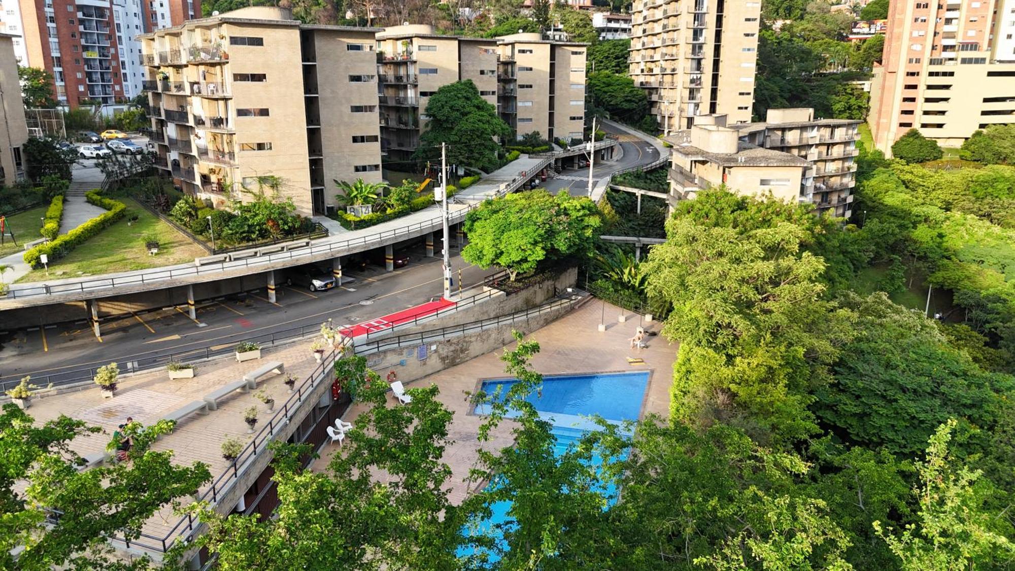 2br Bright & Cozy - Nature Views & Sounds Apartamento Medellín