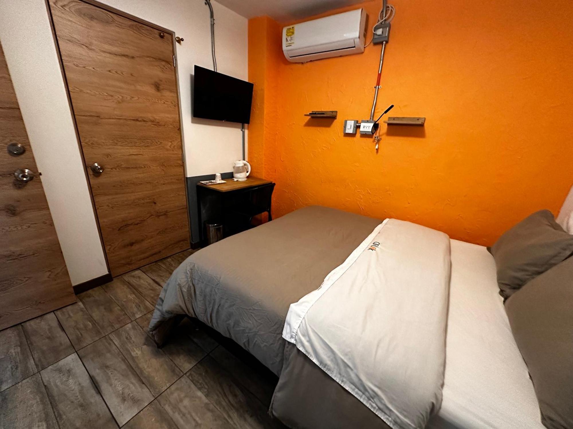 Colinkhouse Hotel *
