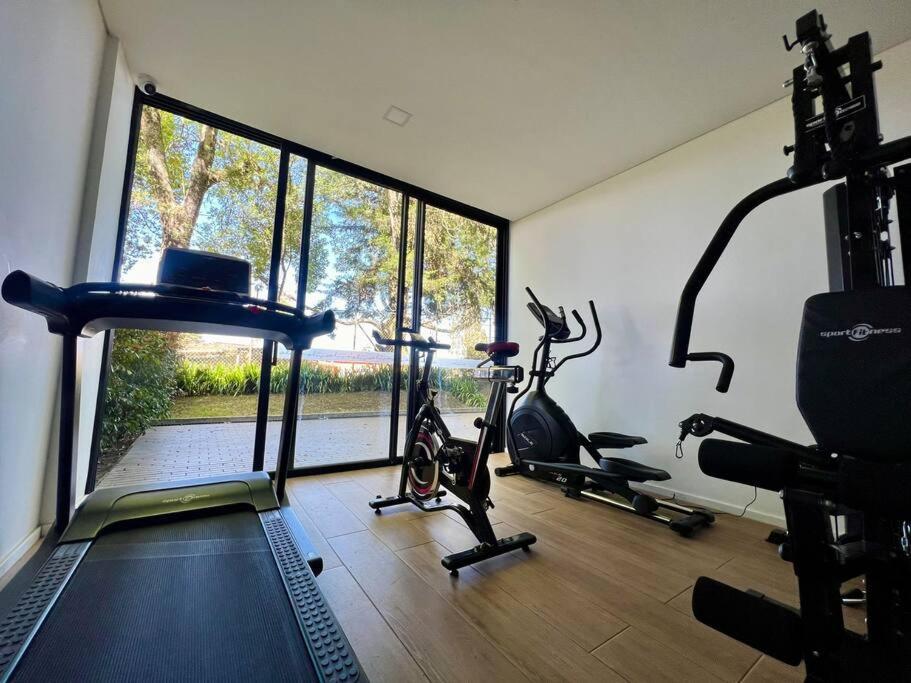 Outstanding And Wide With Work Station Medellín