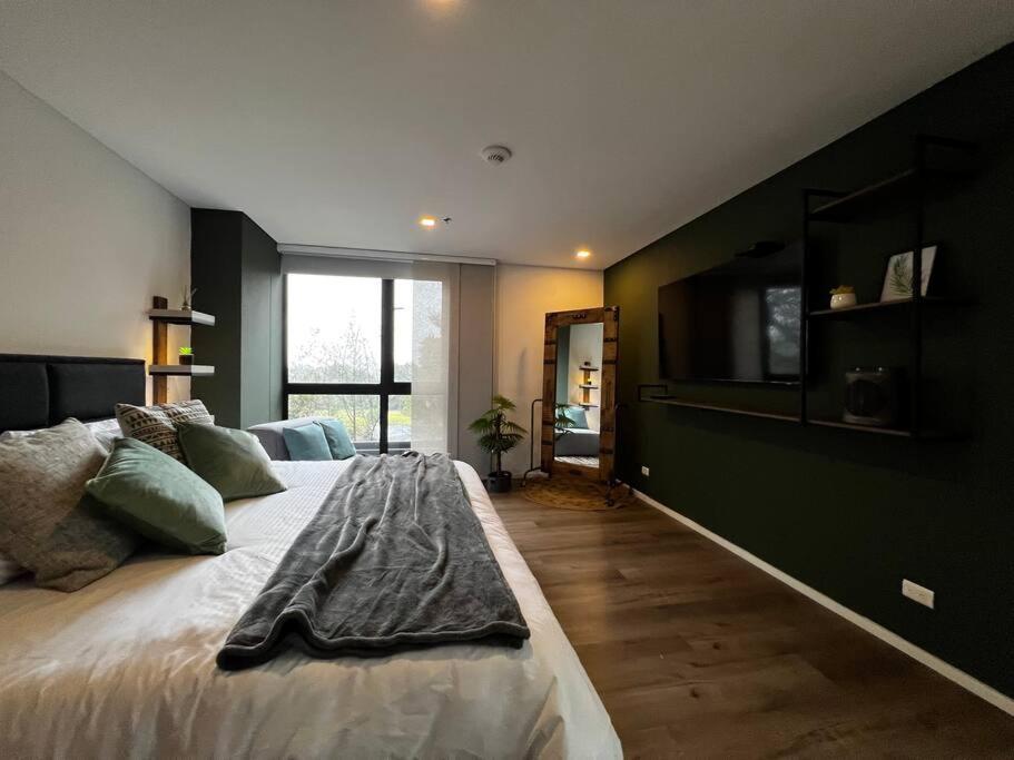 Outstanding And Wide With Work Station *
