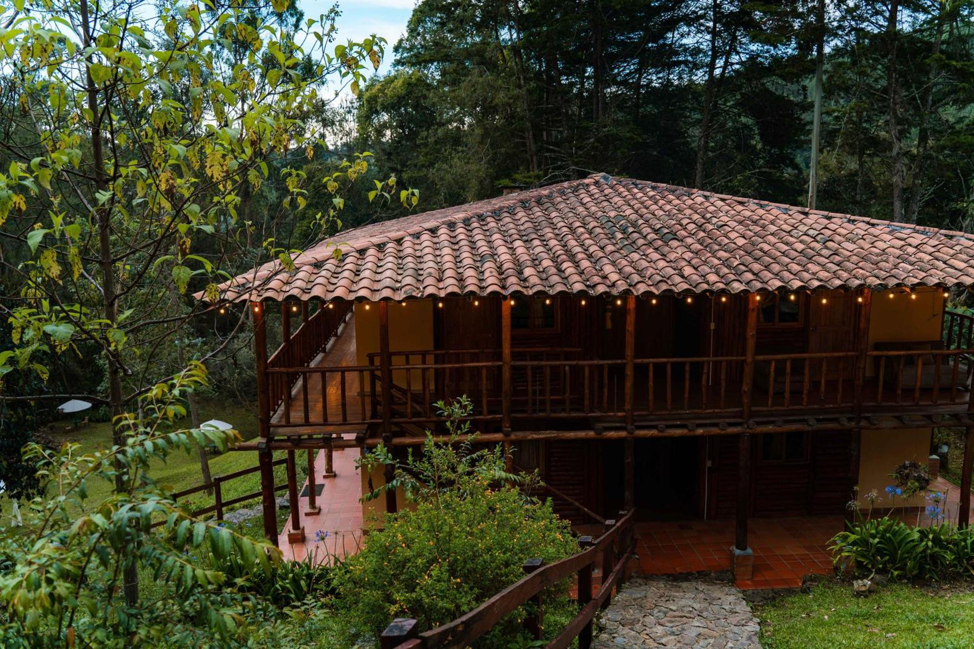 Alma Hotel