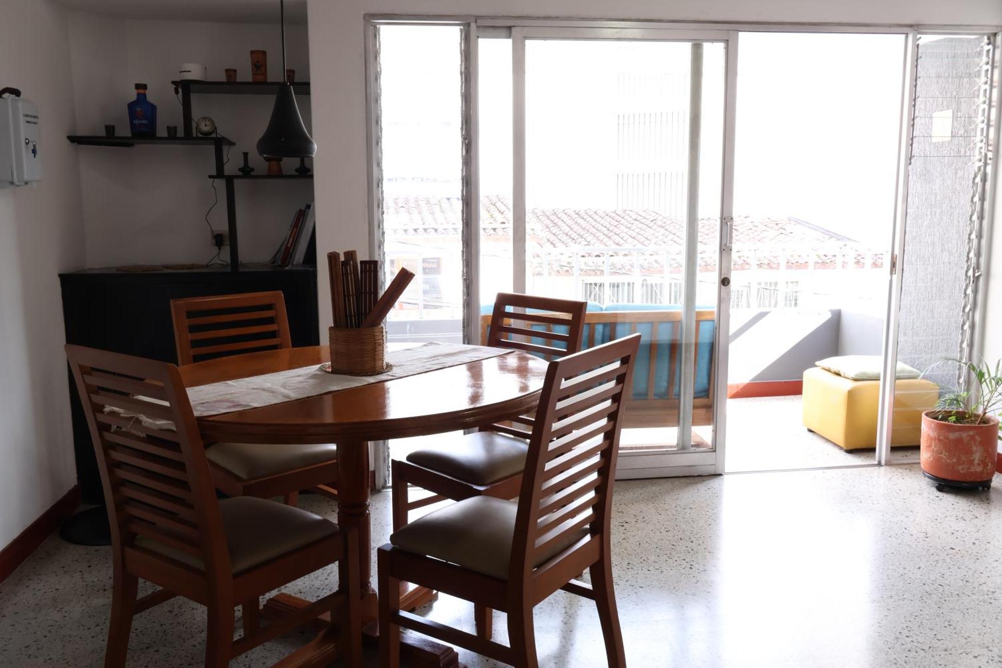 Habitación en casa particular Living Poblado Manila 301 F Individual