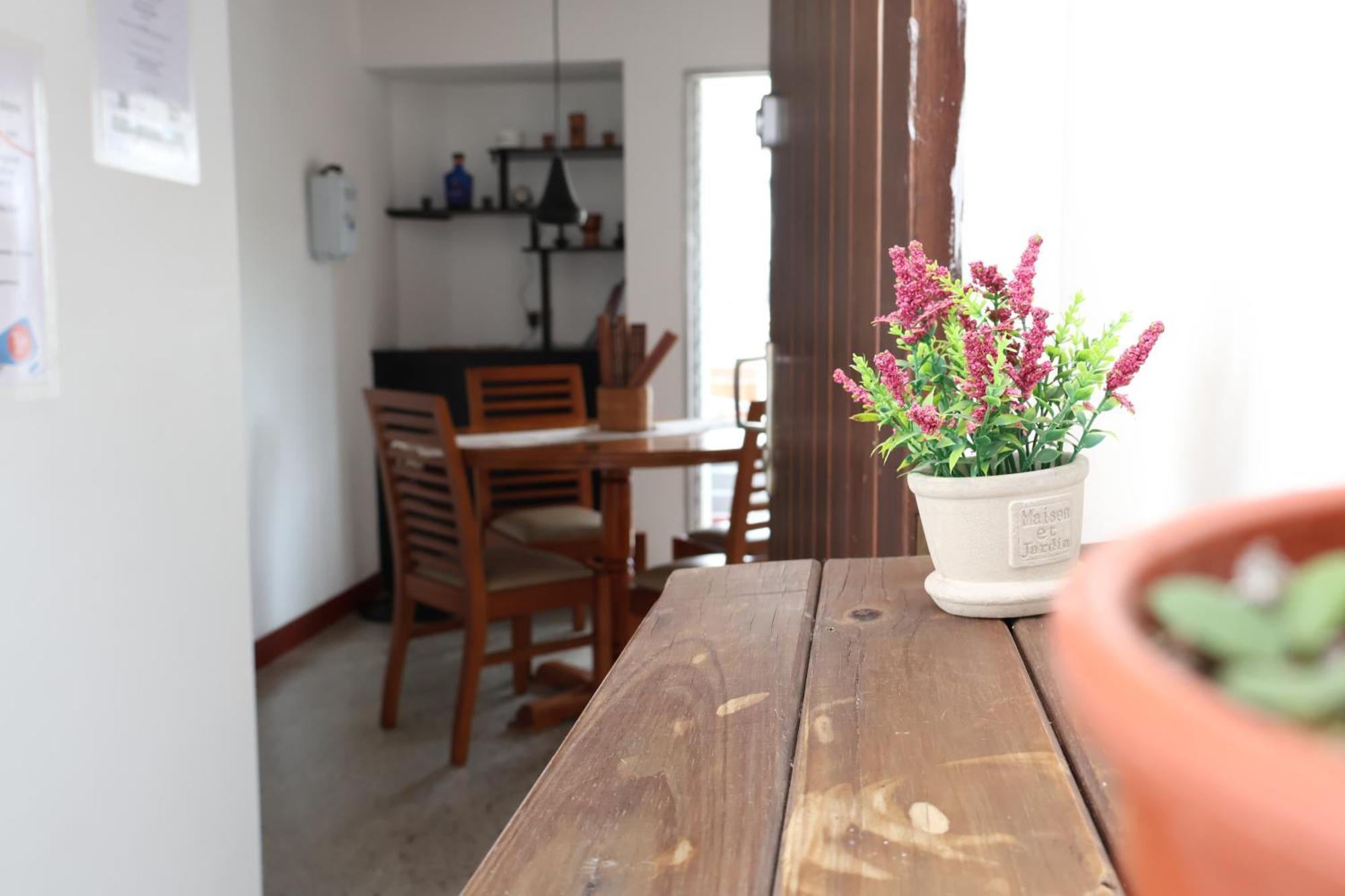 Homestay Living Poblado Manila 301 E Doble *