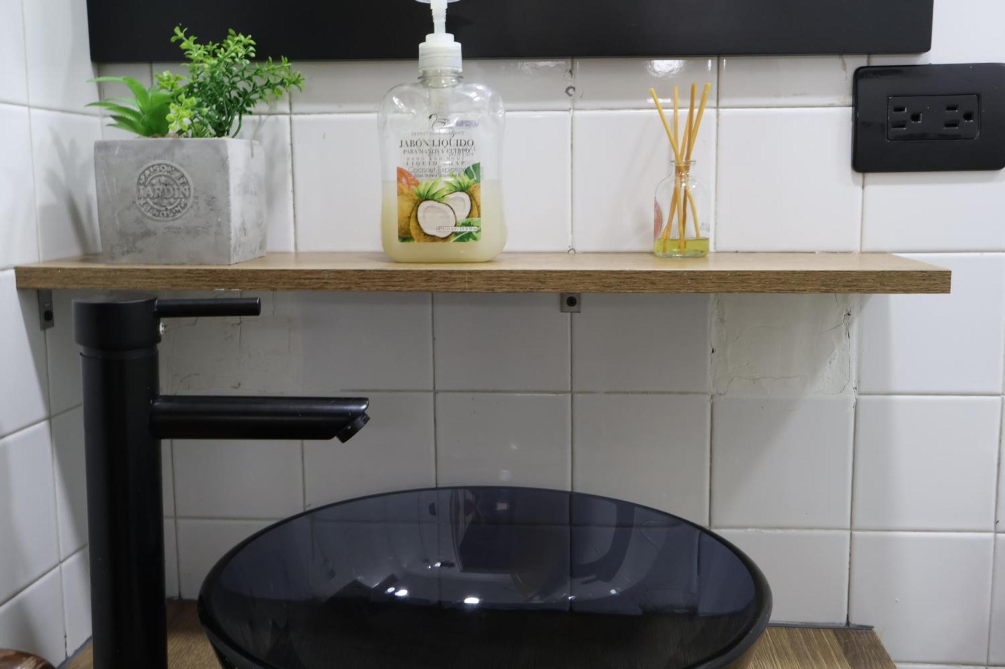 Living Poblado Manila 301 E Doble Homestay