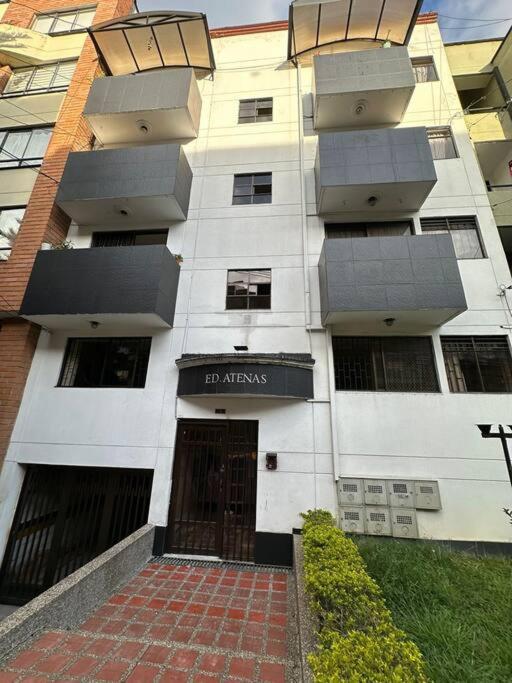 Apartamento 302 Edificio Atenas Apartamento Medellín