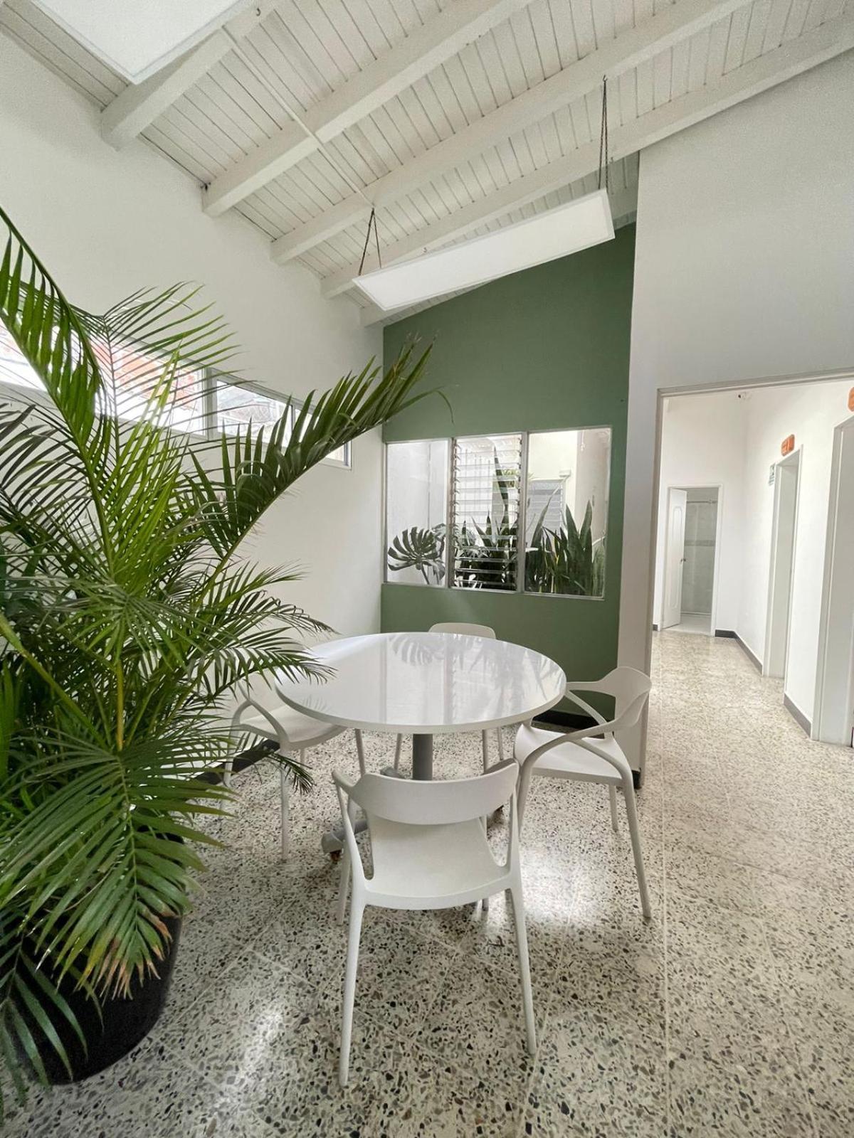 Casa De Colores Habitación en casa particular Medellín