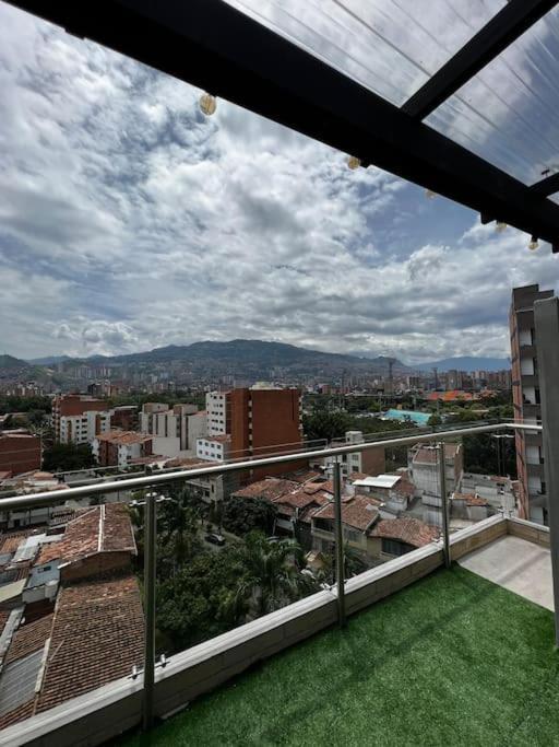 Exclusivo Con Piscina Y Parqueadero 602