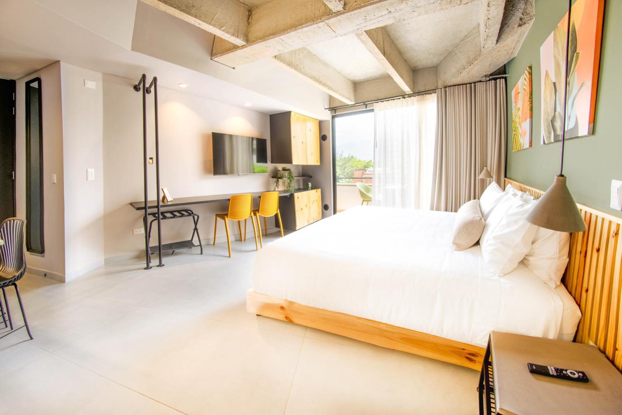 Hotel Firenze Lofts 4*