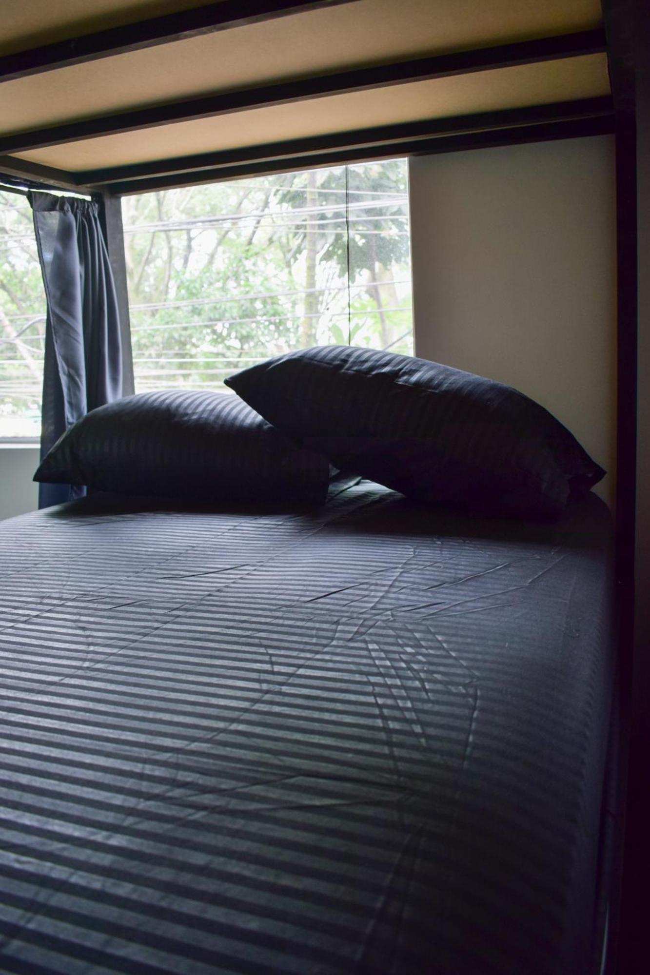 Hostal Area 51 *